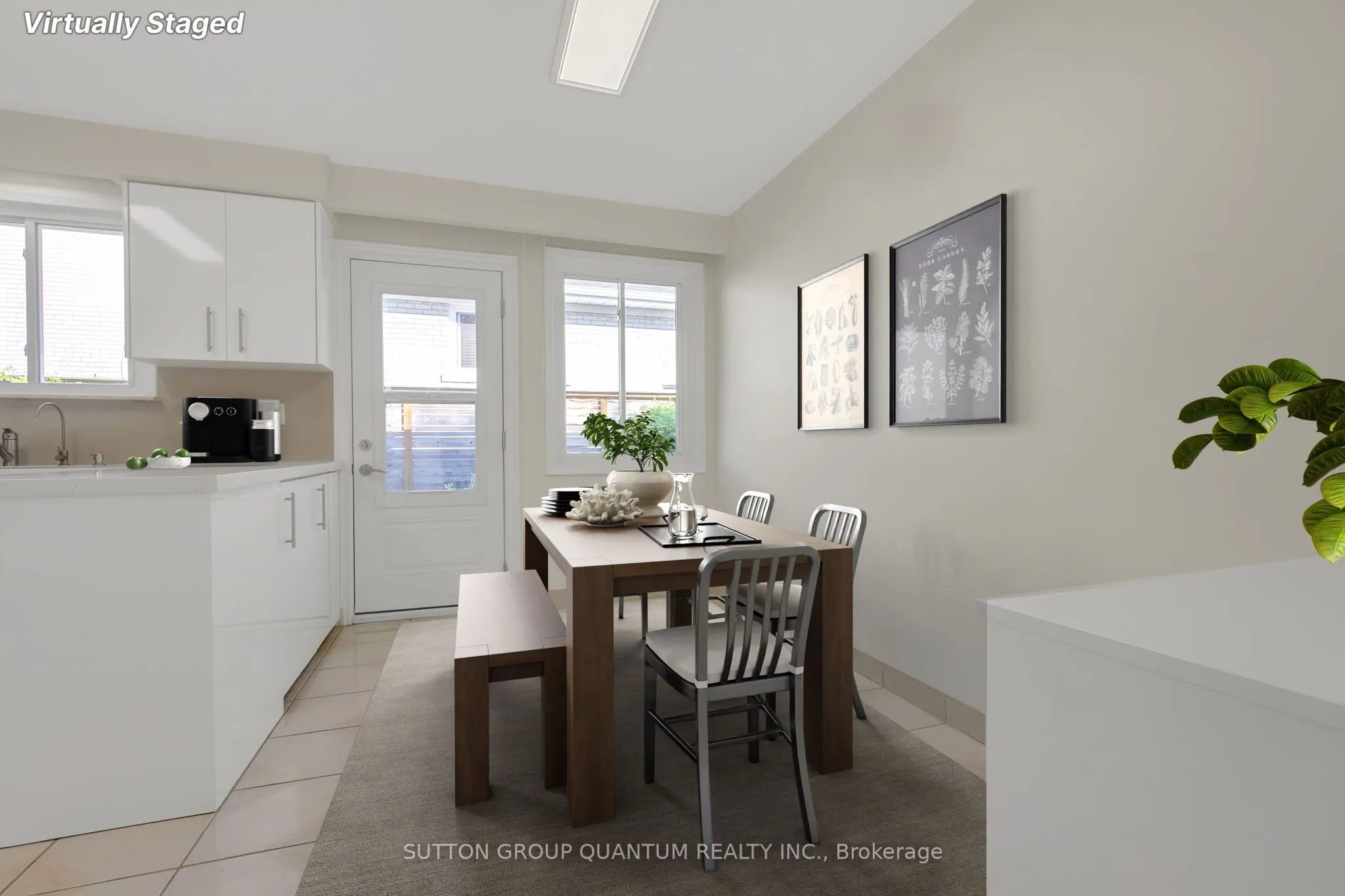 951 Streamway Crescent