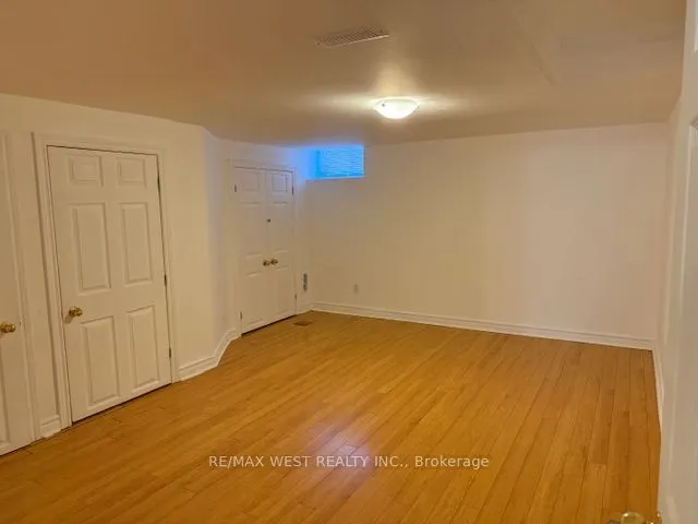 3 Harvie Avenue, #Bsmt
