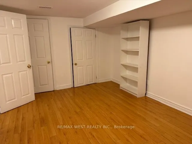 3 Harvie Avenue, #Bsmt
