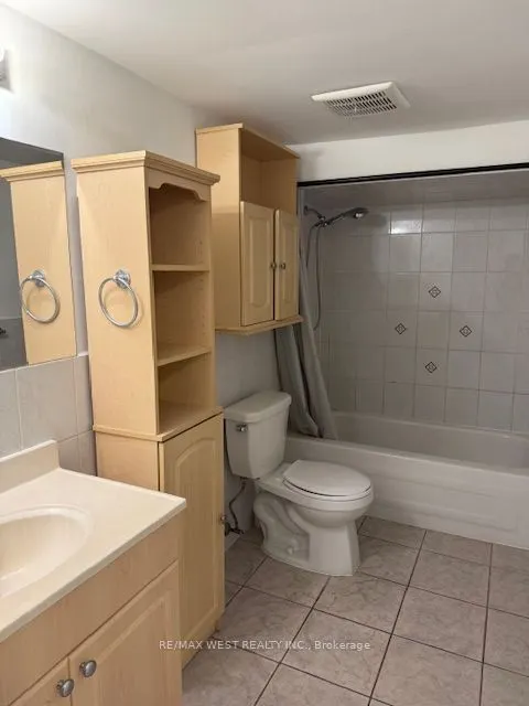 3 Harvie Avenue, #Bsmt