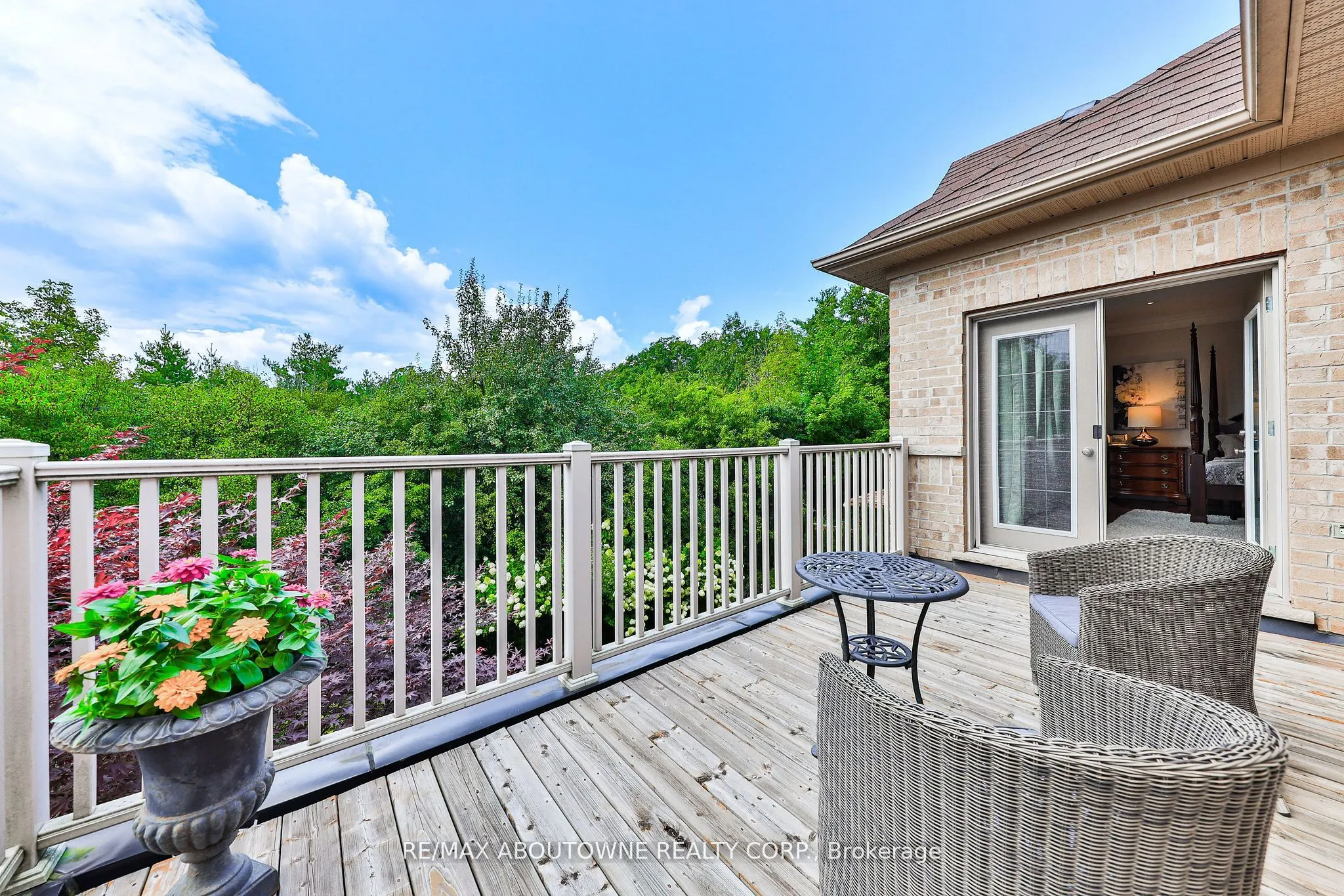 526 Hidden Trail