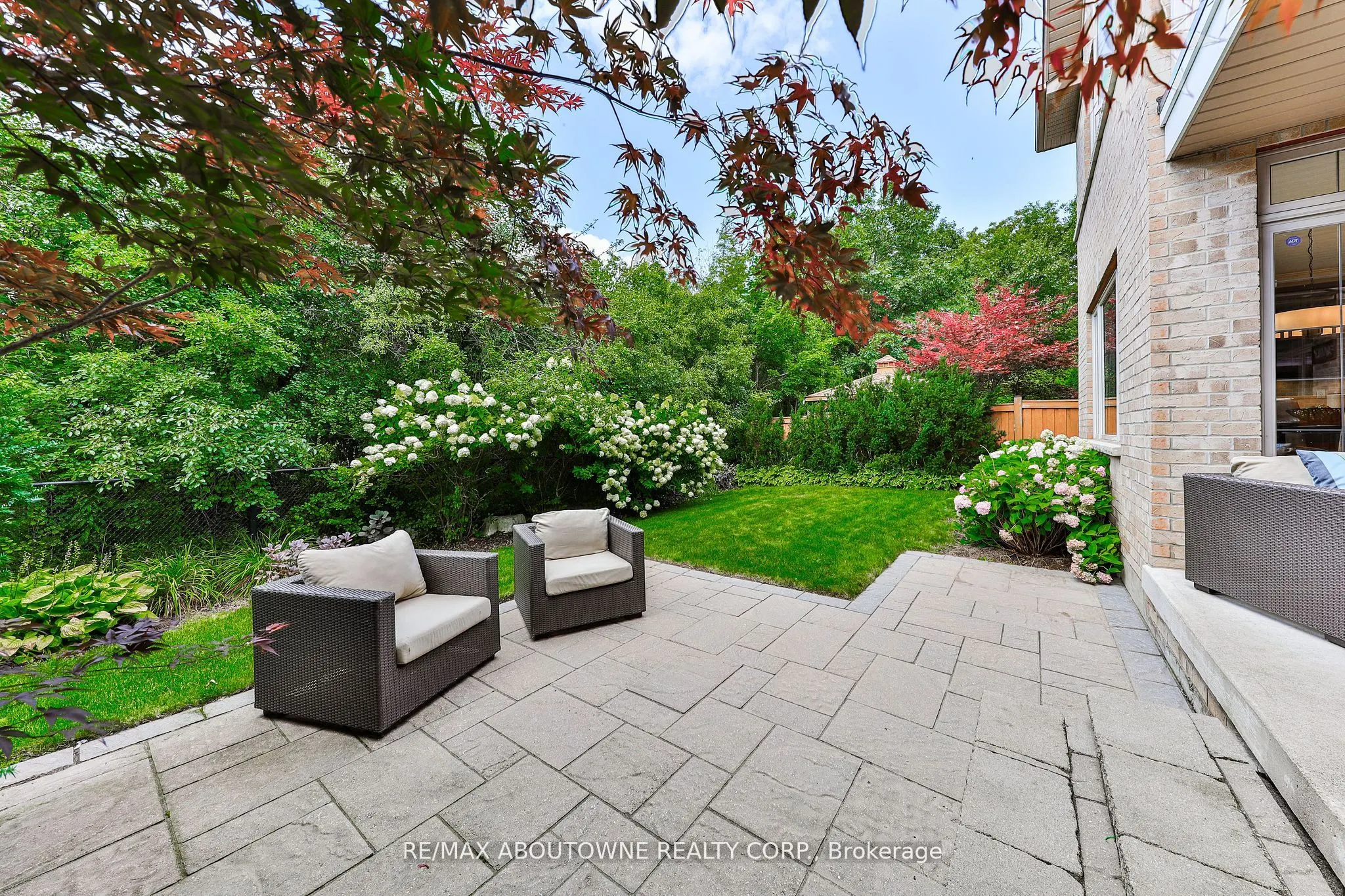 526 Hidden Trail
