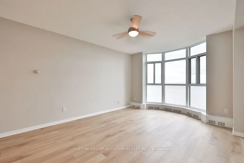 5250 Lakeshore Road, #1605