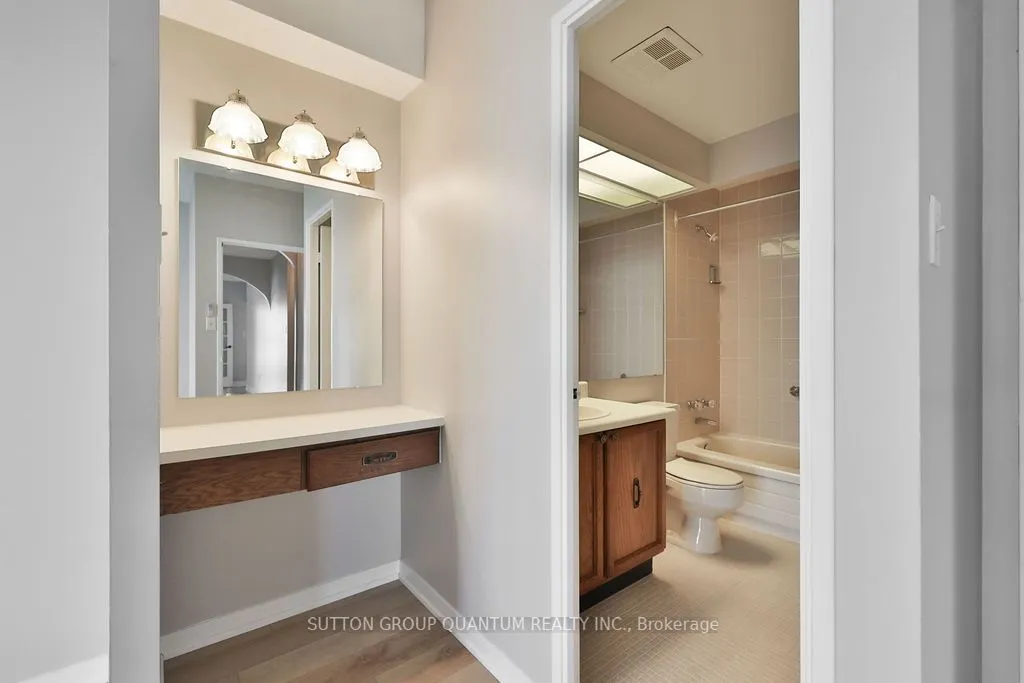 5250 Lakeshore Road, #1605