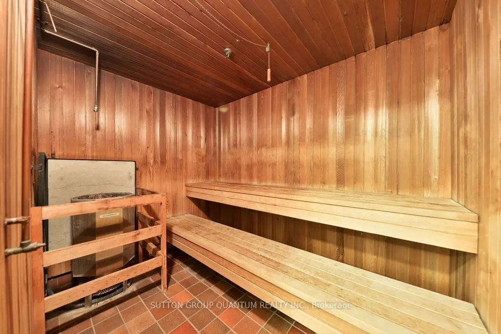 5250 Lakeshore Road, #1605