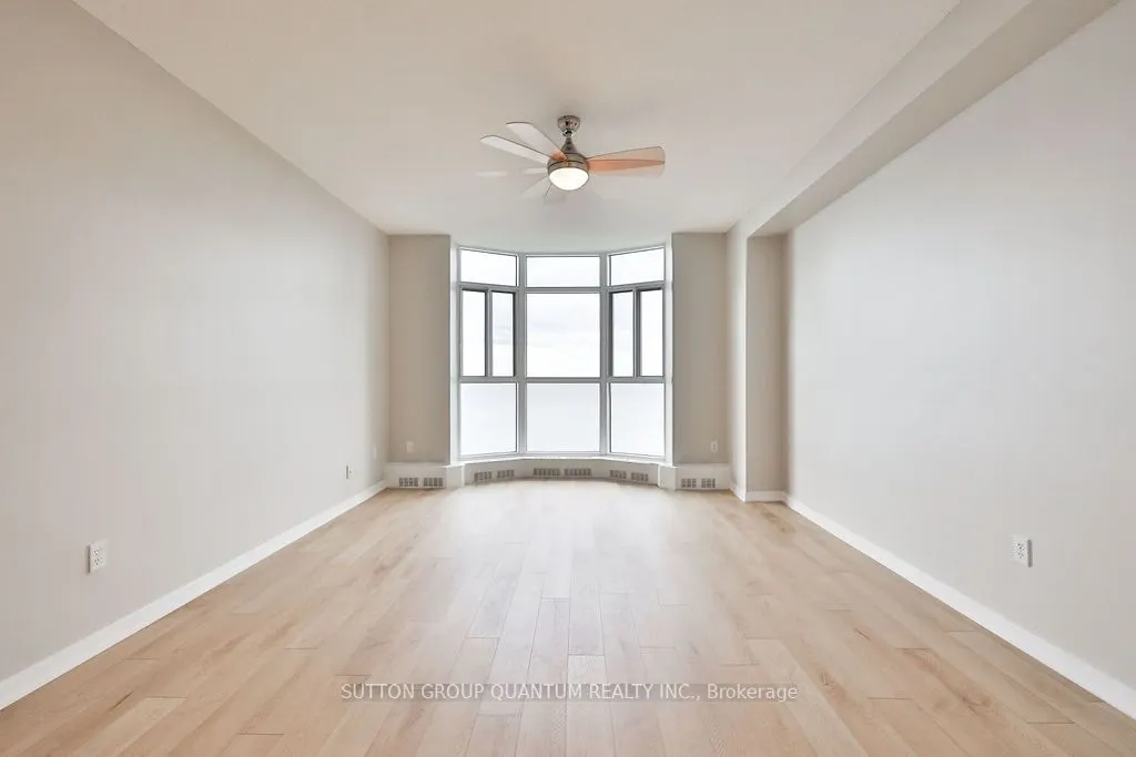 5250 Lakeshore Road, #1605
