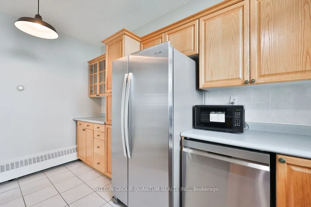 5250 Lakeshore Road, #1605