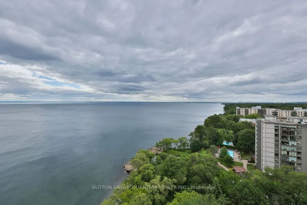 5250 Lakeshore Road, #1605