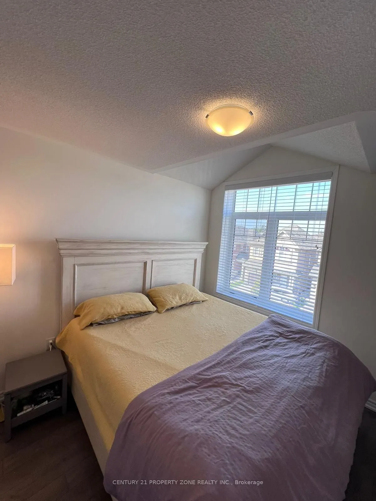 1232 Rose Way