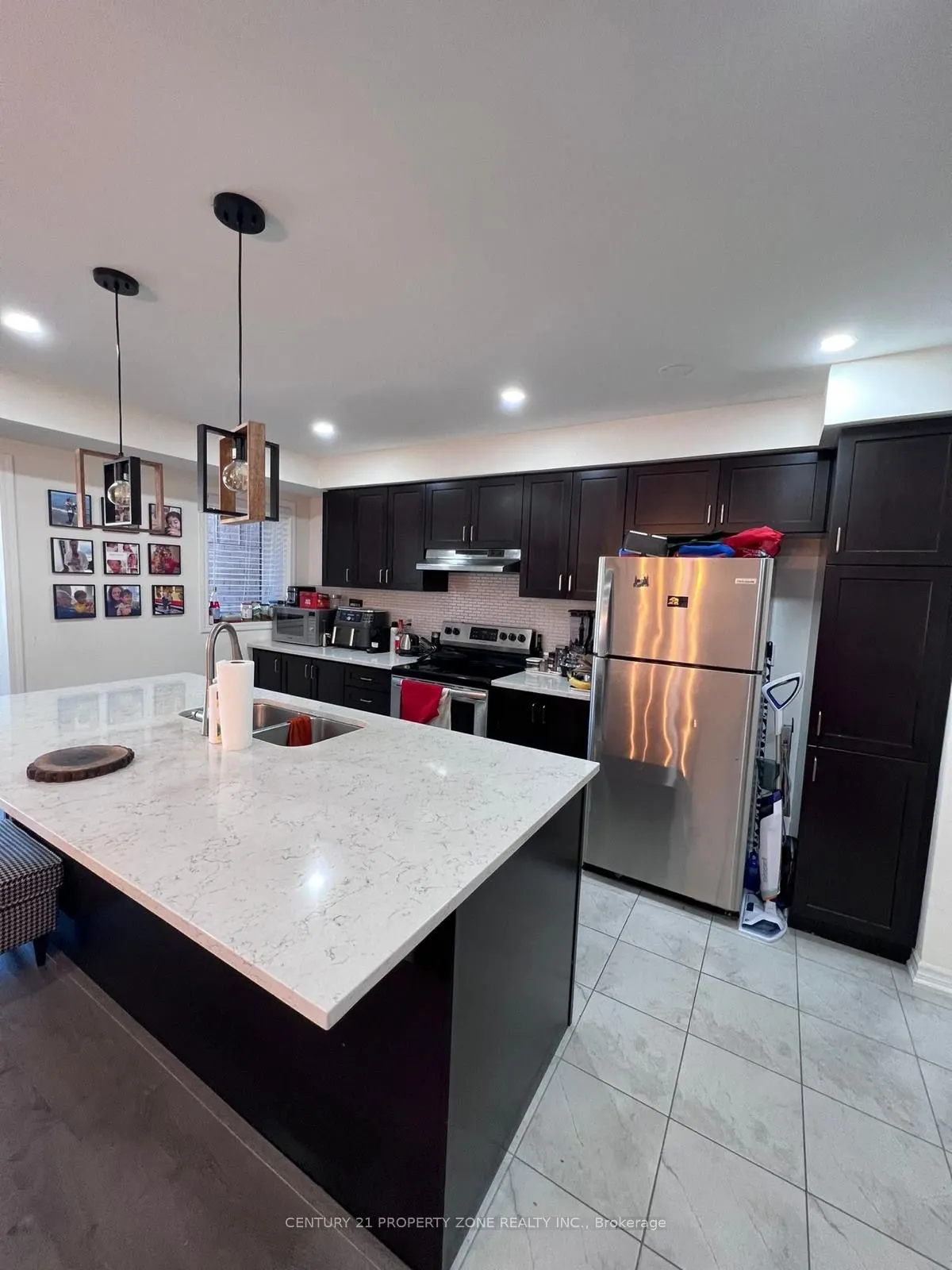 1232 Rose Way