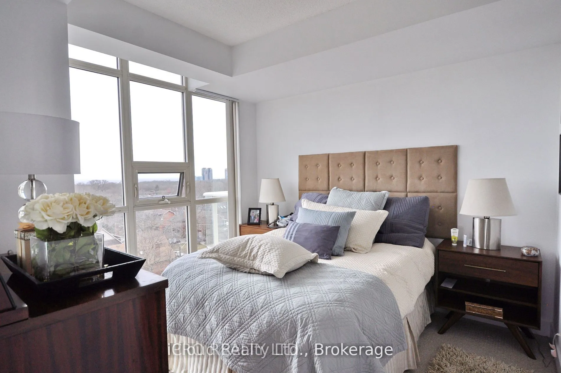 1638 Bloor Street W, #1001