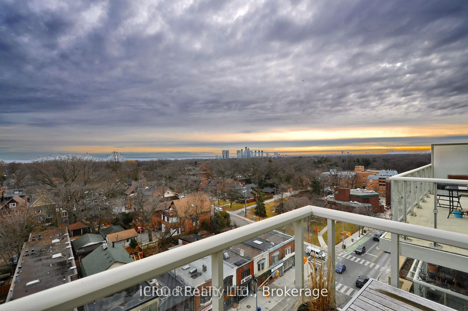 1638 Bloor Street W, #1001