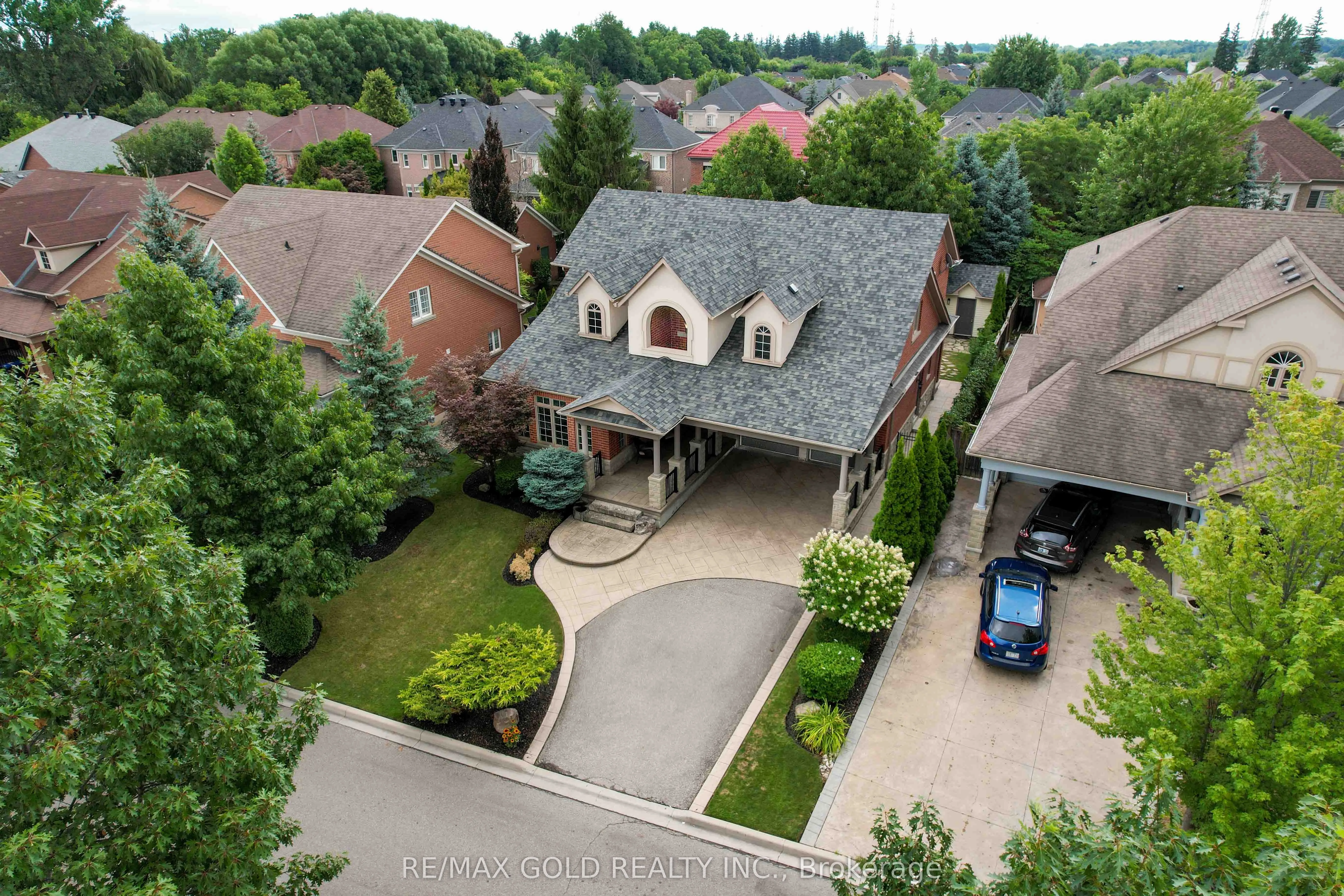 1593 Hallstone Road