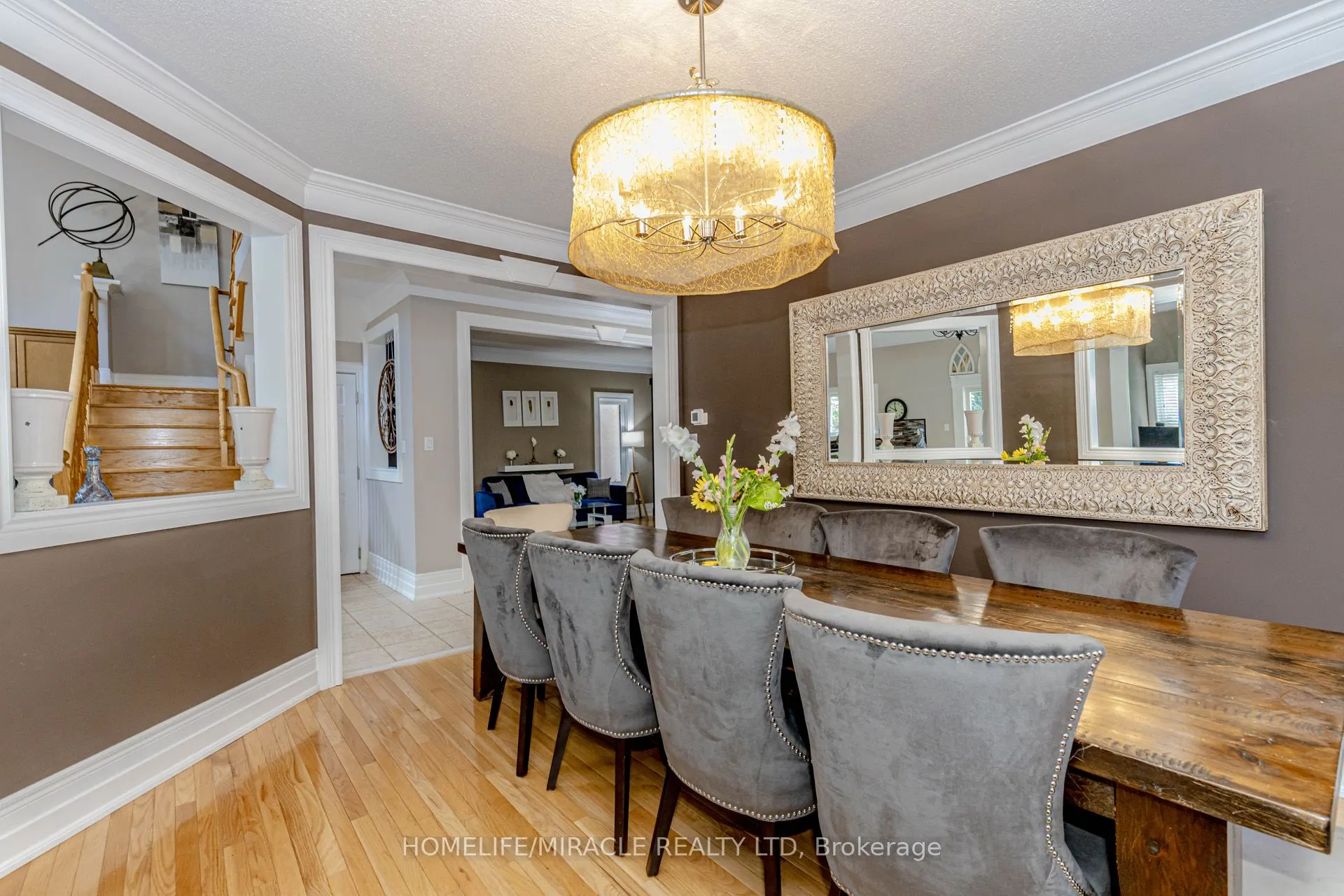 32 Masters Green Crescent