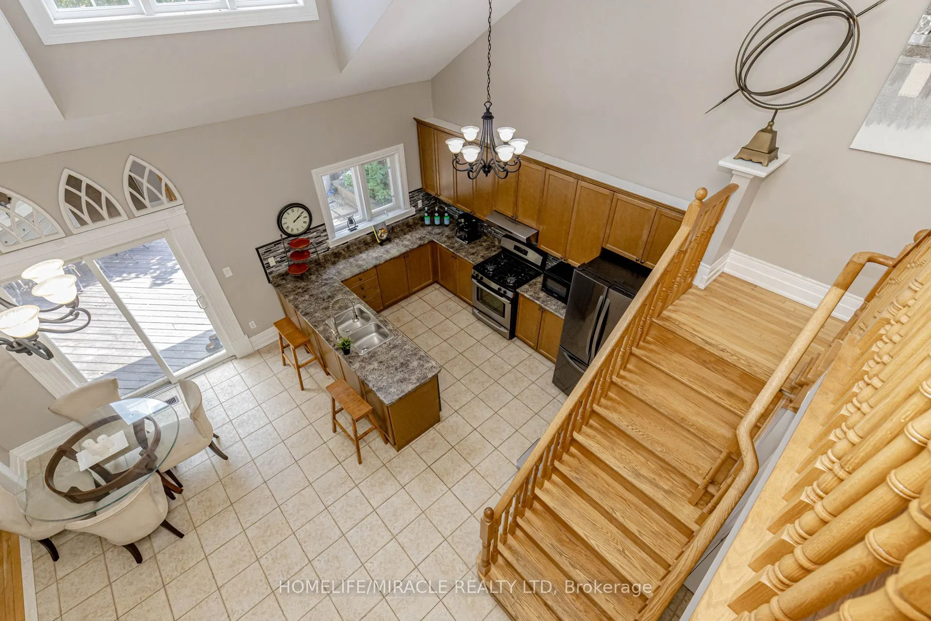 32 Masters Green Crescent