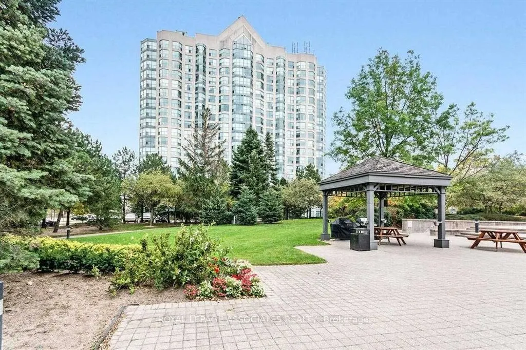 2177 Burnhamthorpe Road W, #402