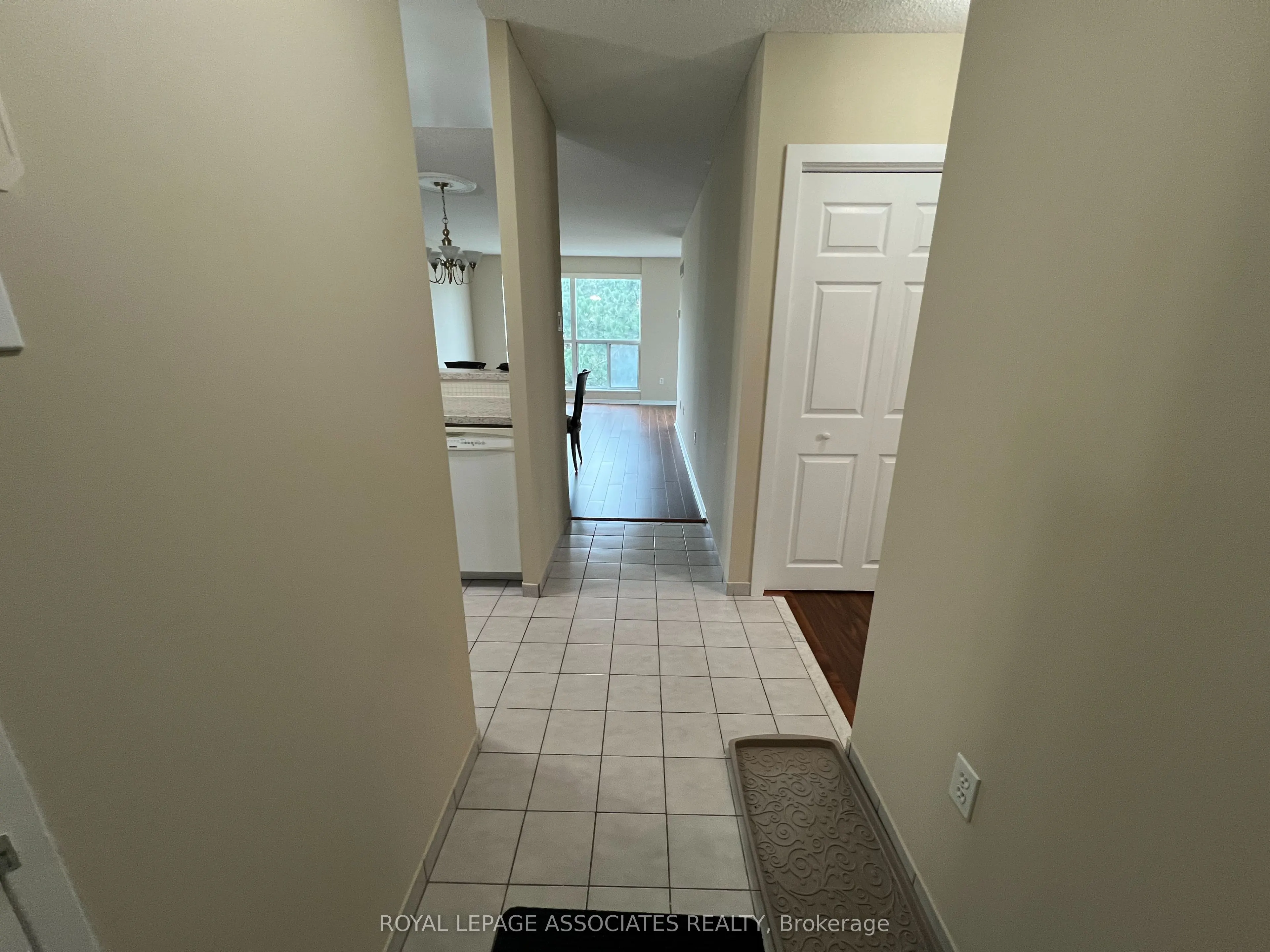 2177 Burnhamthorpe Road W, #402