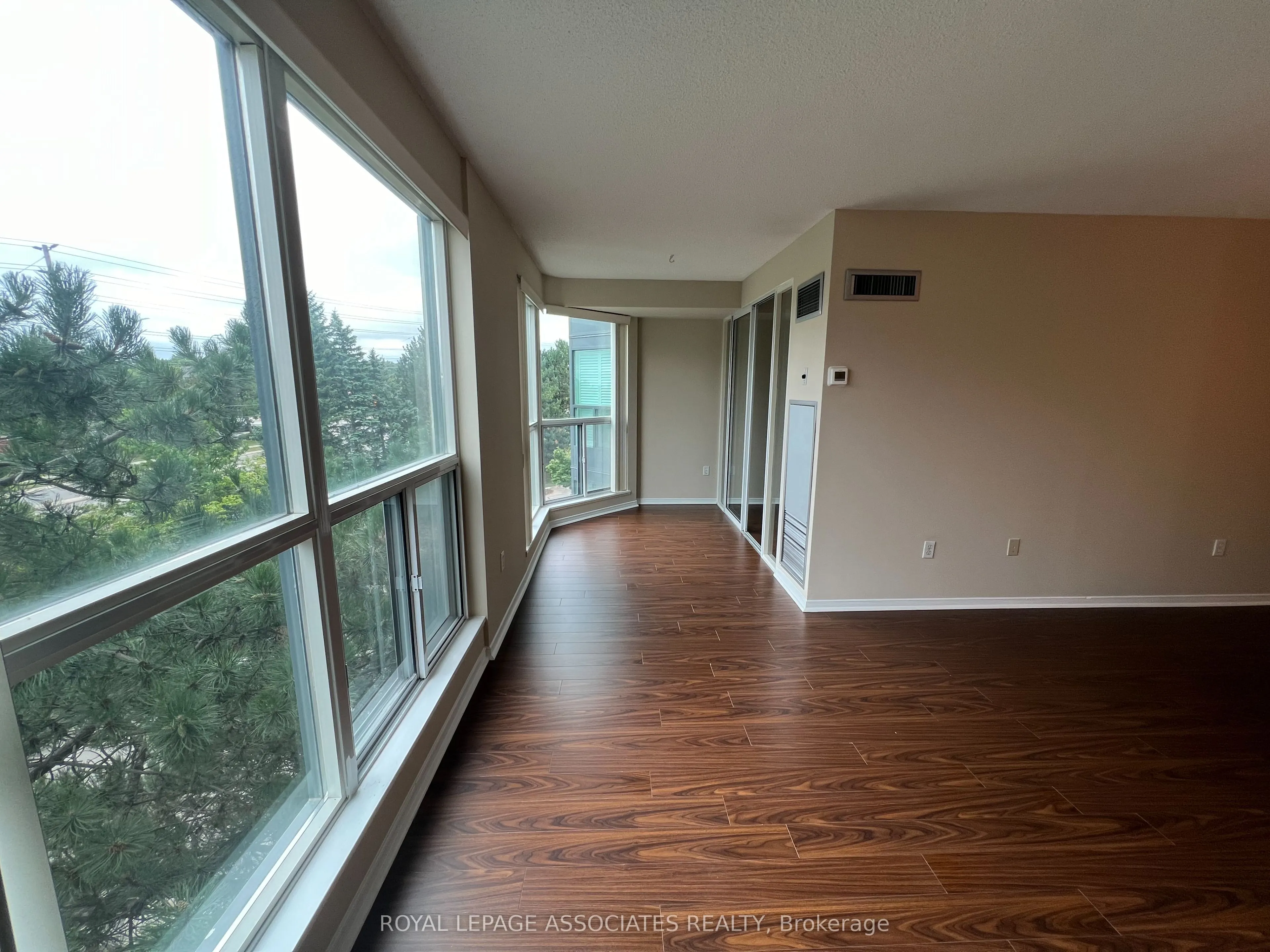 2177 Burnhamthorpe Road W, #402