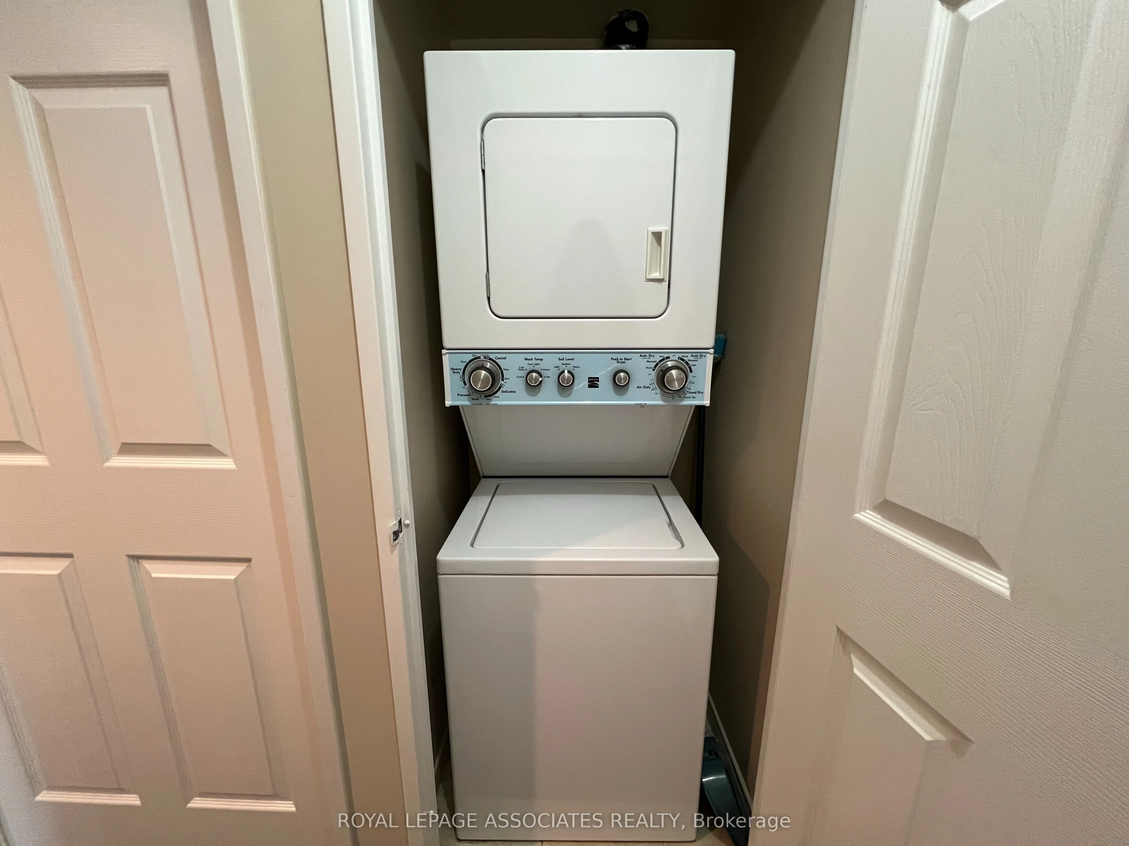 2177 Burnhamthorpe Road W, #402