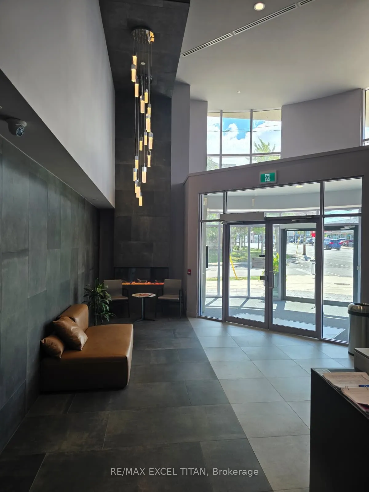 2433 Dufferin Street, #710