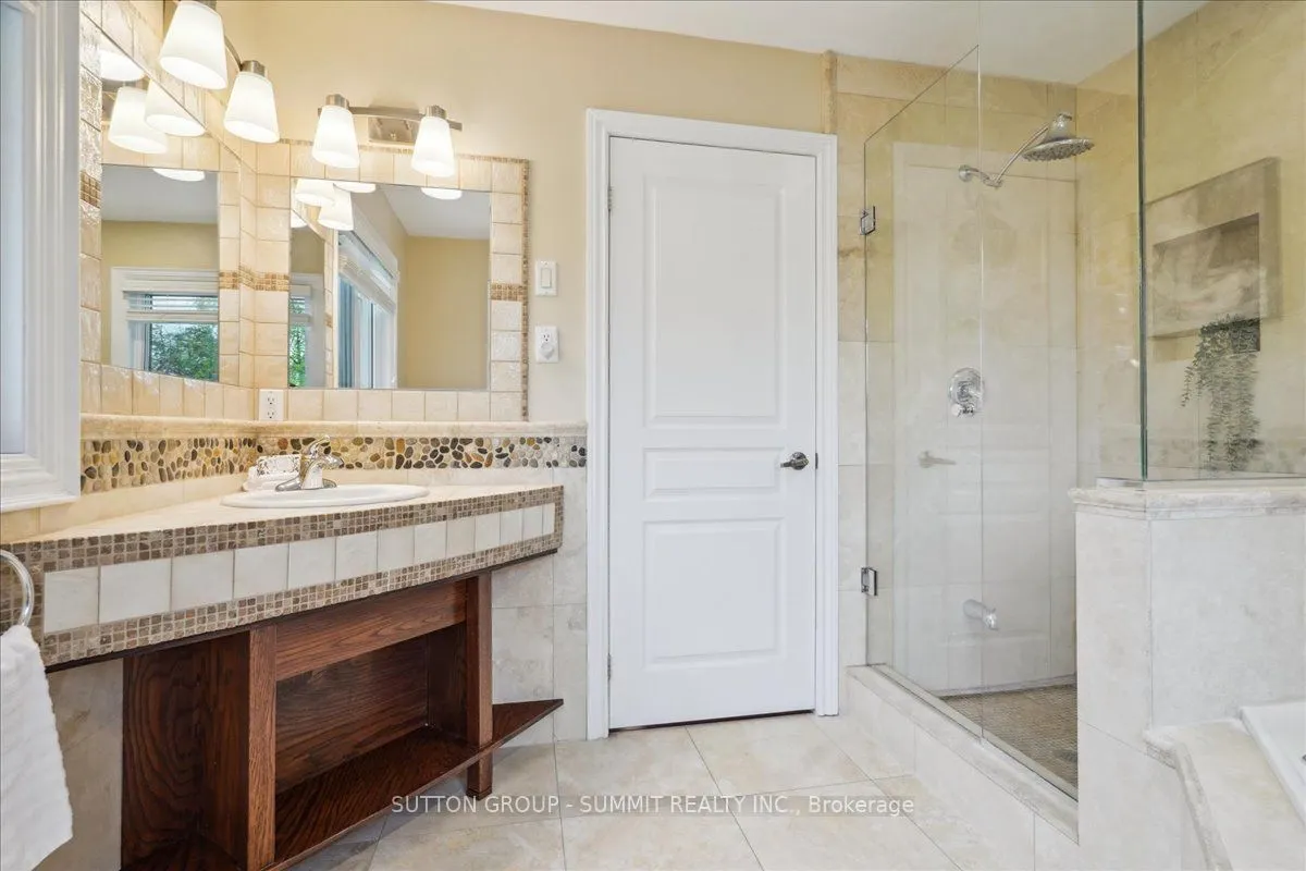 137 Eaglewood Boulevard