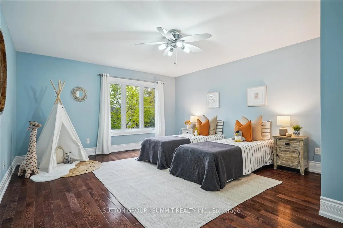 137 Eaglewood Boulevard