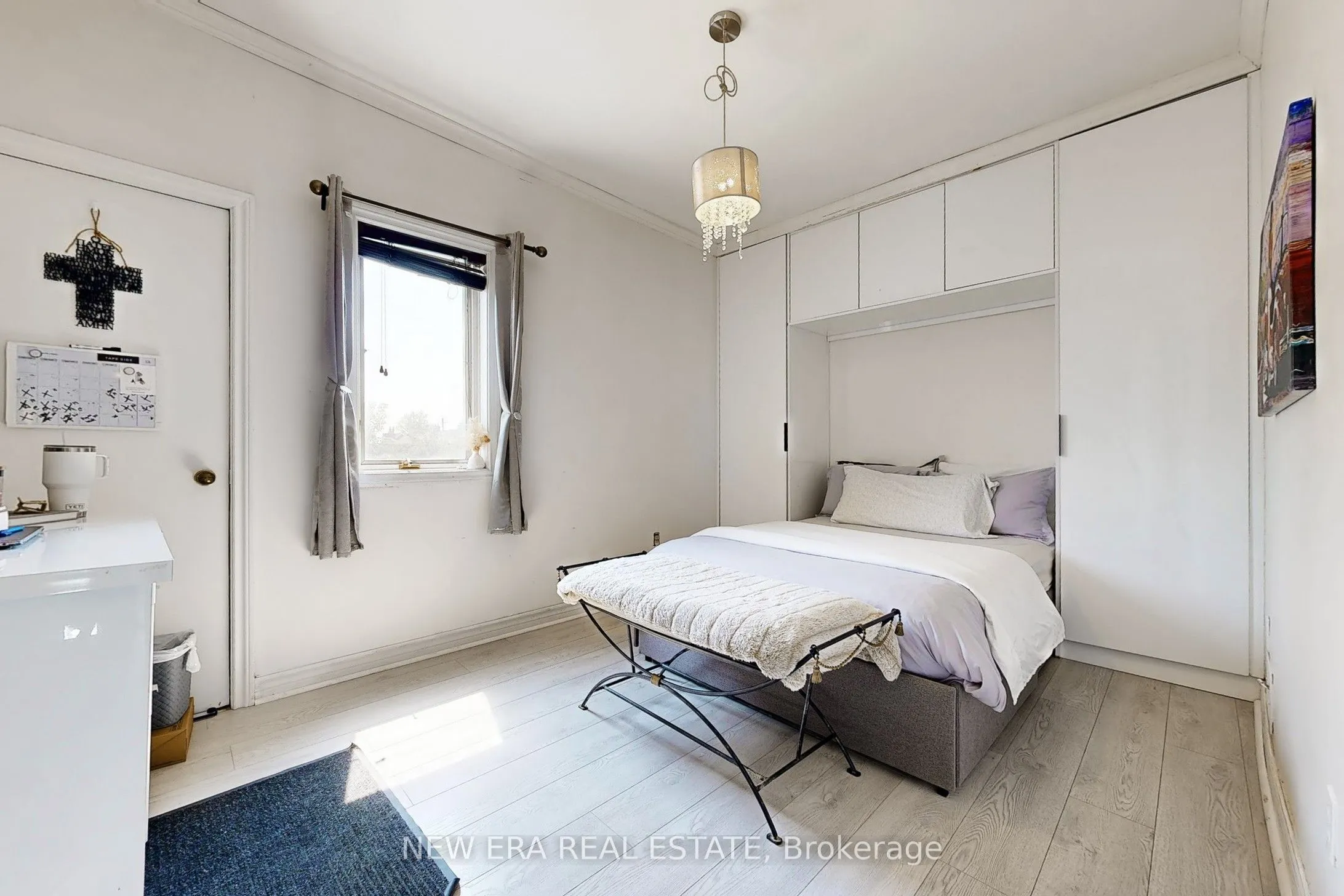 53 Burnfield Avenue