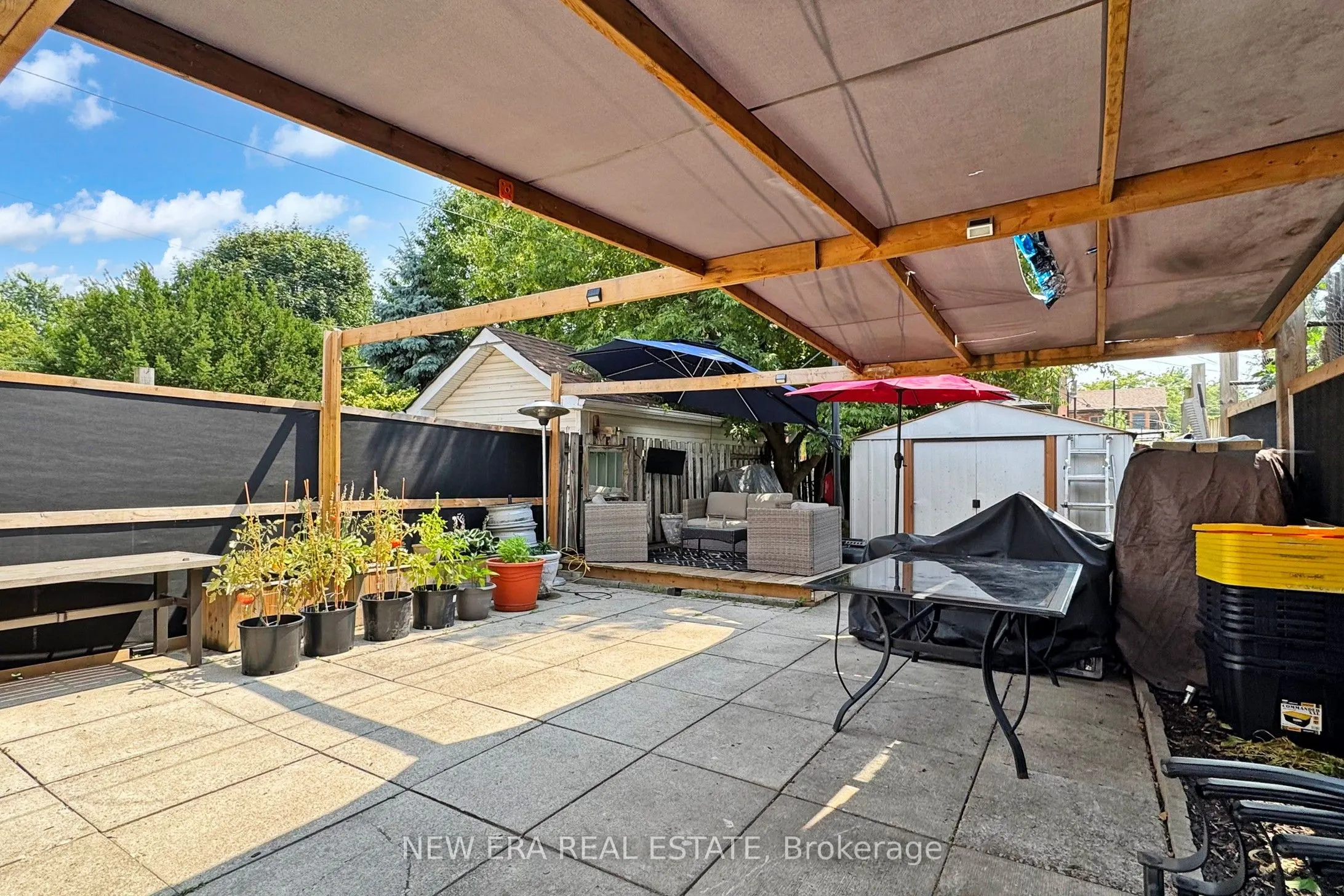 53 Burnfield Avenue