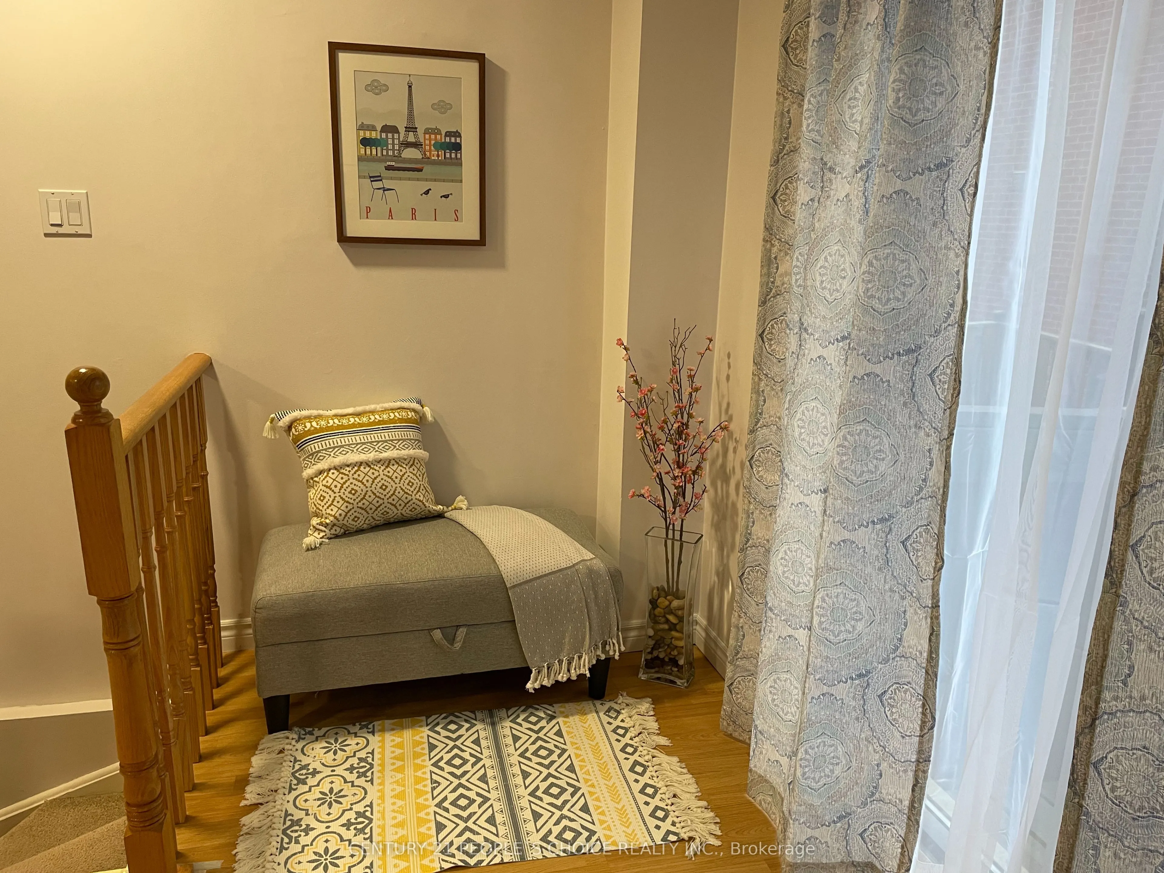 83 Spadina Road N, #49