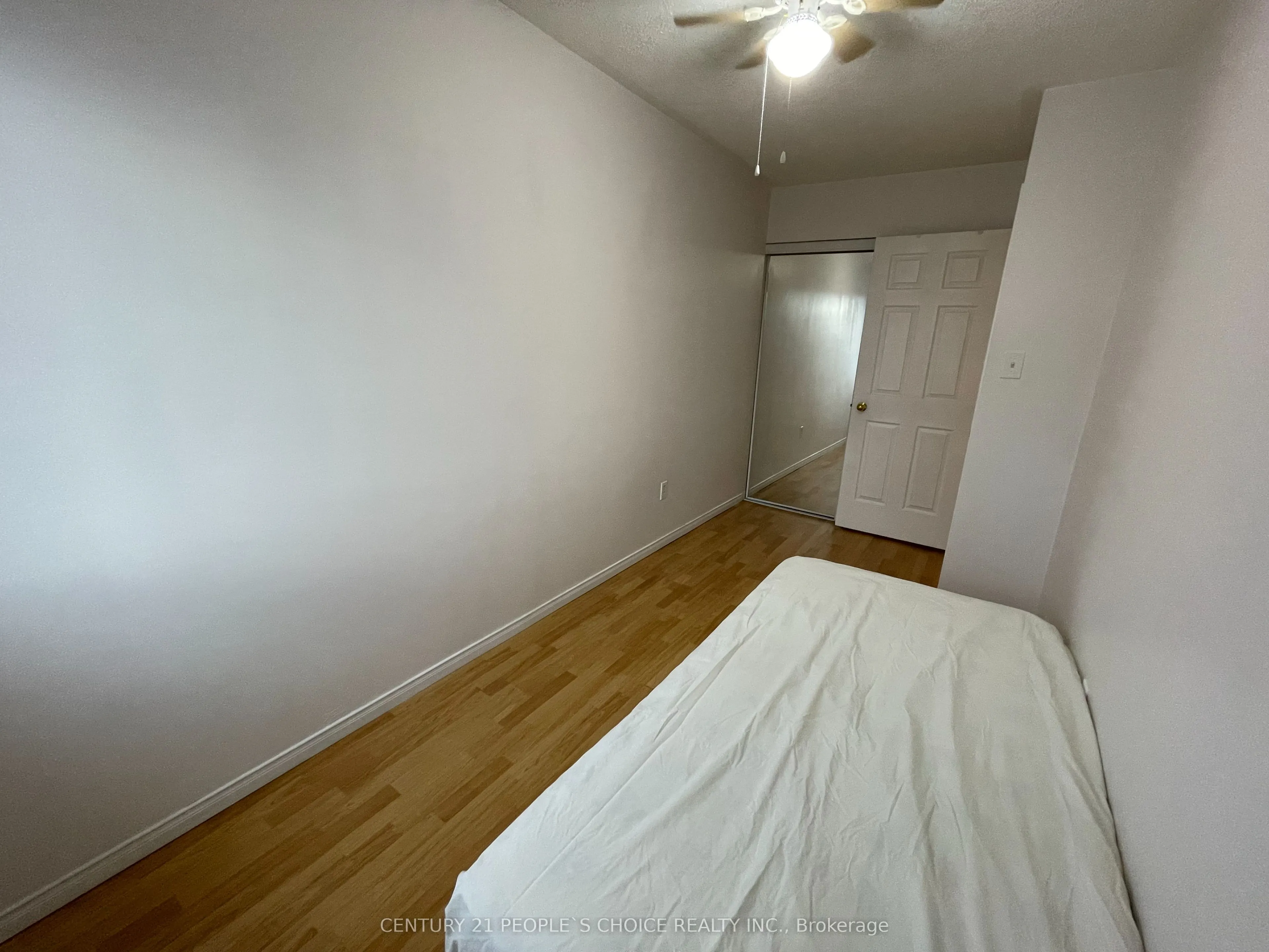 83 Spadina Road N, #49