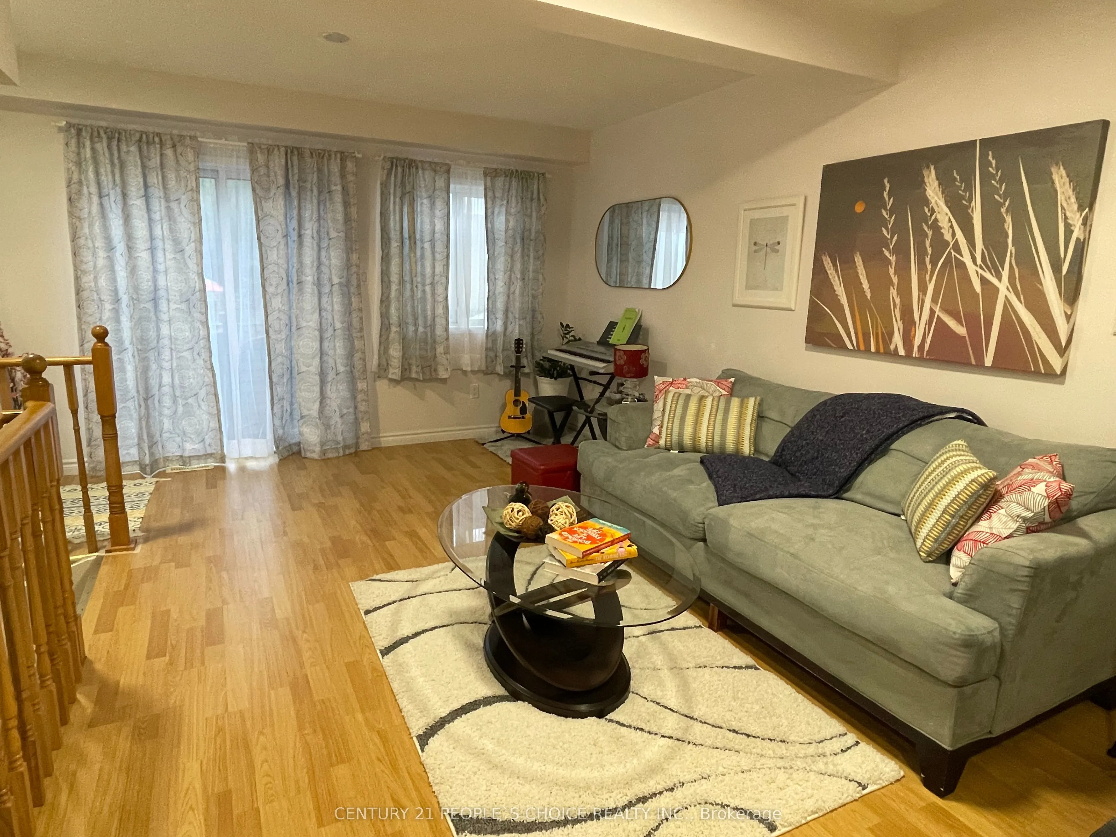 83 Spadina Road N, #49