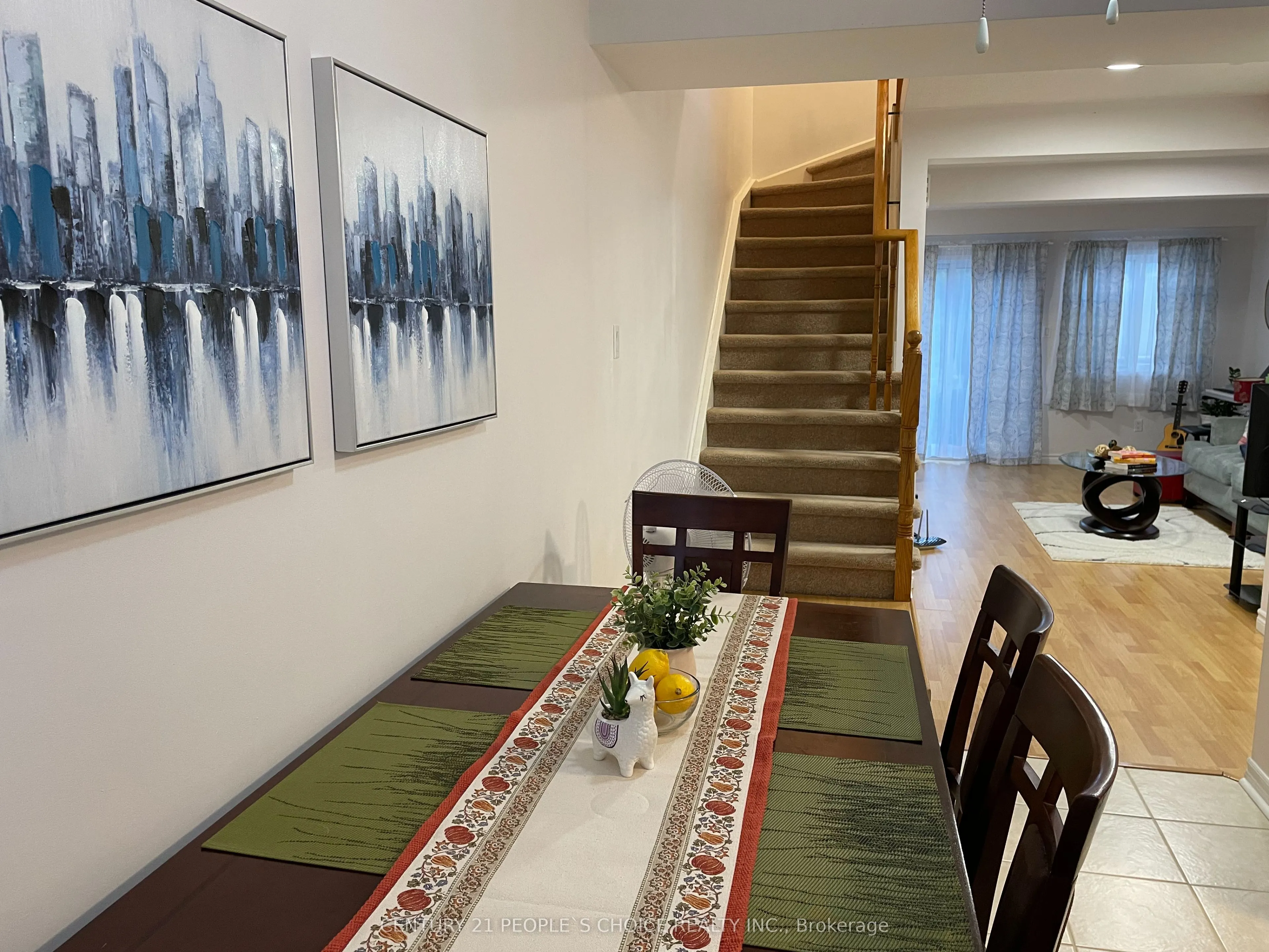 83 Spadina Road N, #49