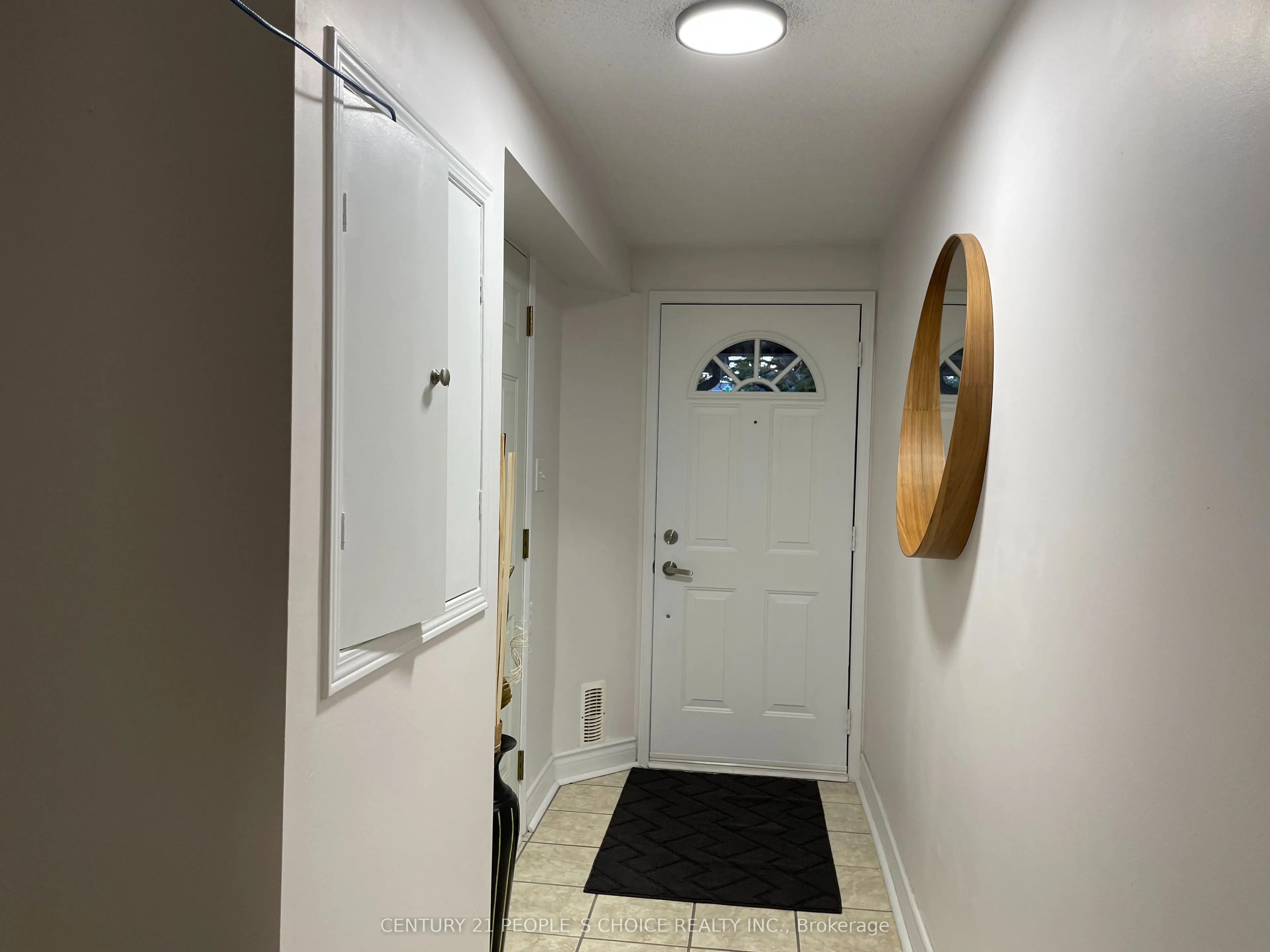 83 Spadina Road N, #49