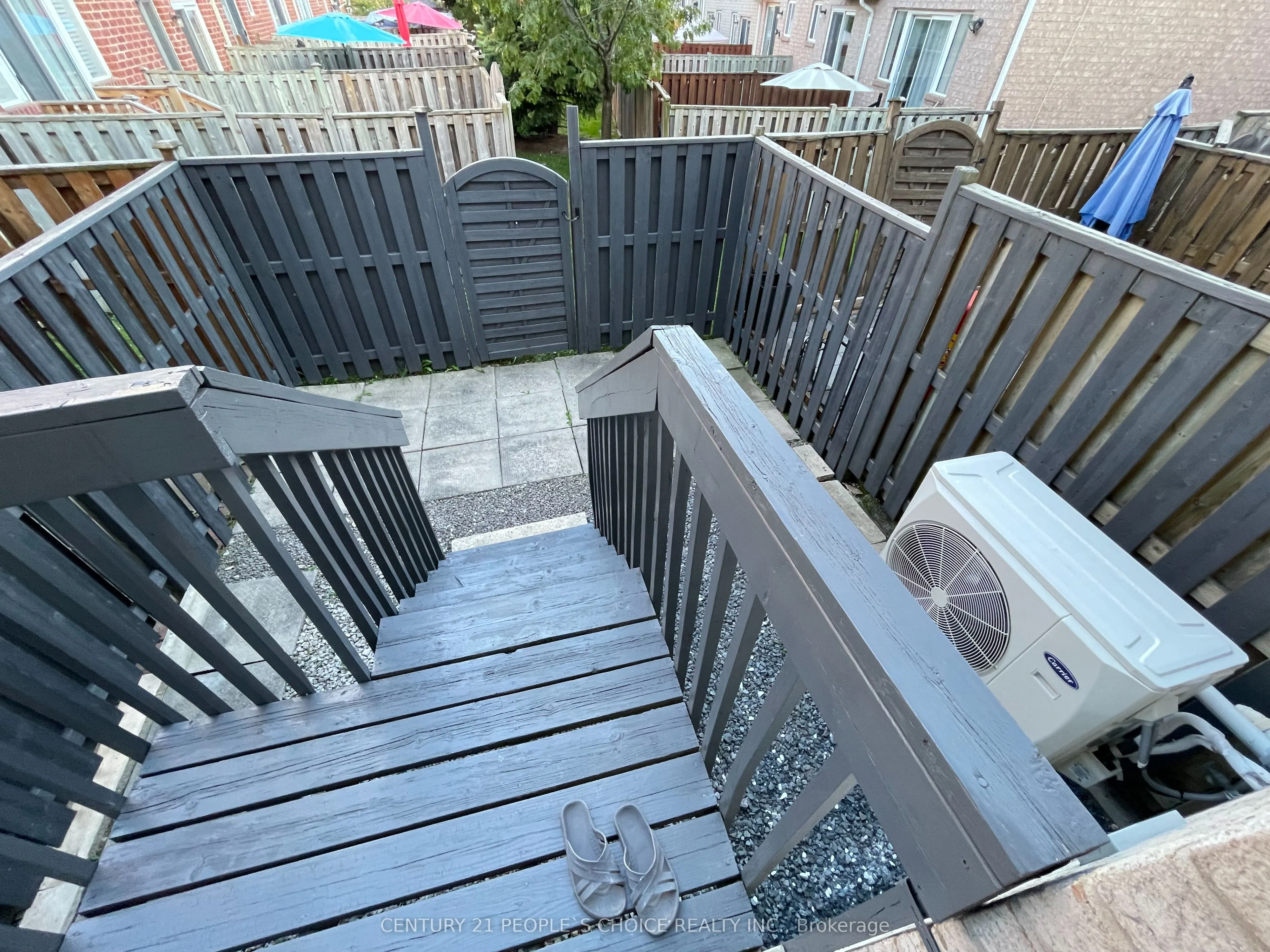 83 Spadina Road N, #49