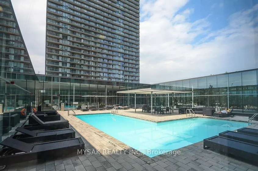 105 The Queensway, #2513