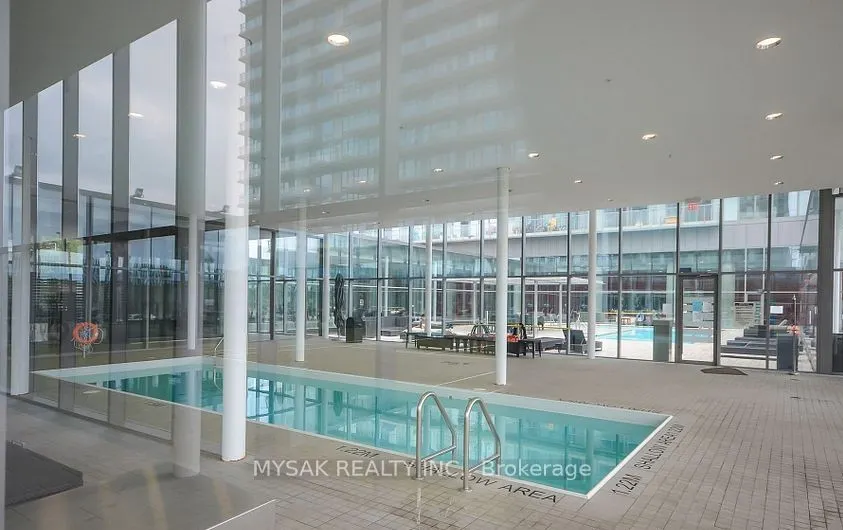 105 The Queensway, #2513