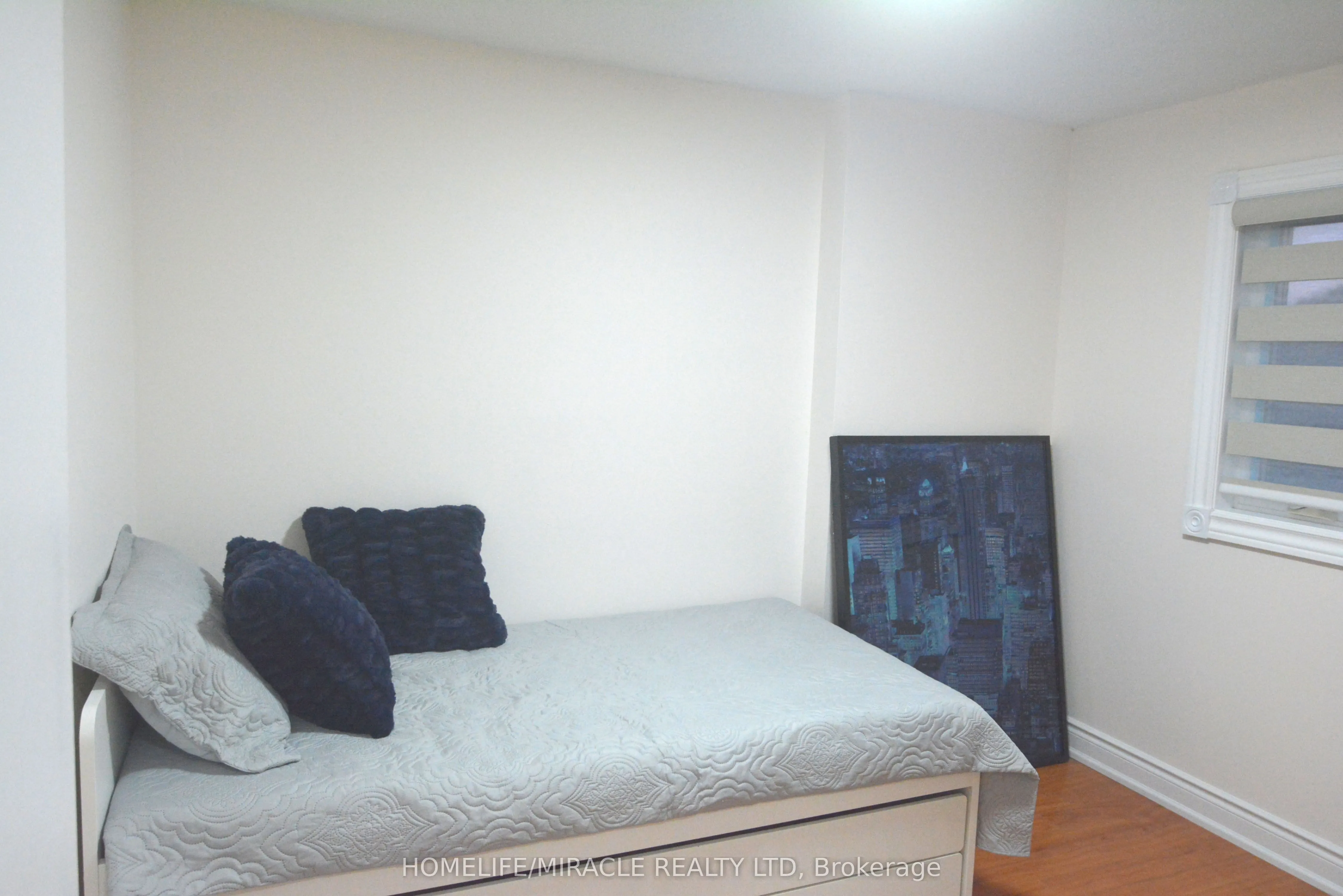 60 Denlow Drive