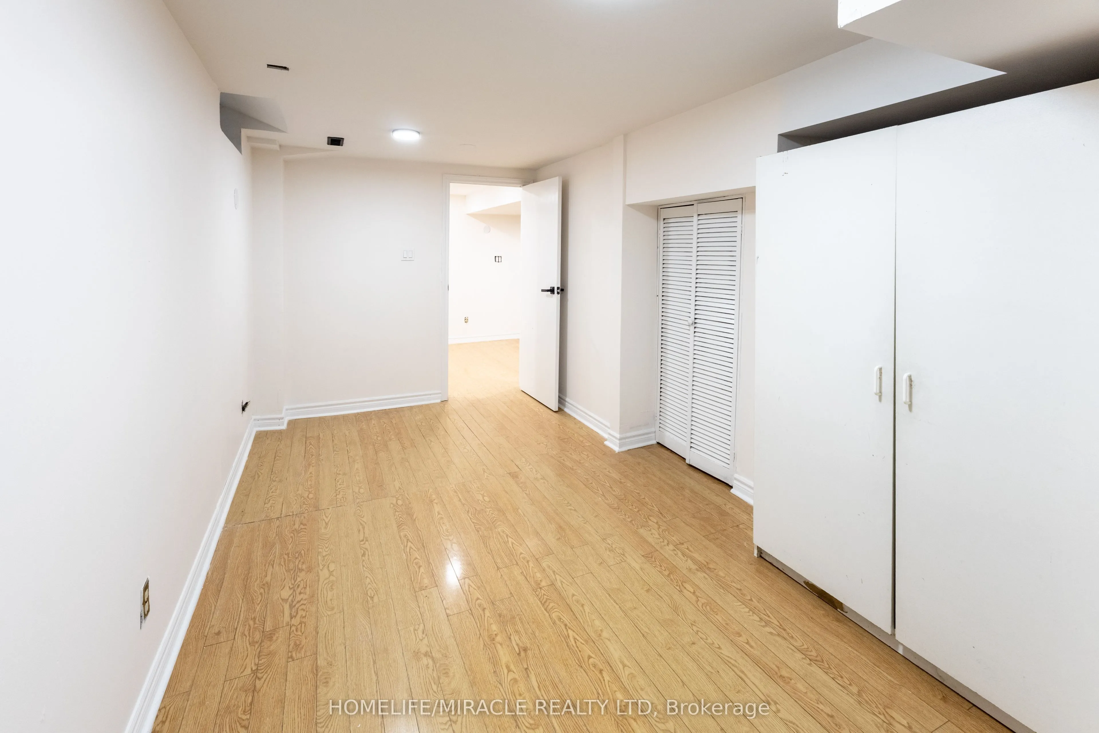 60 Denlow Drive