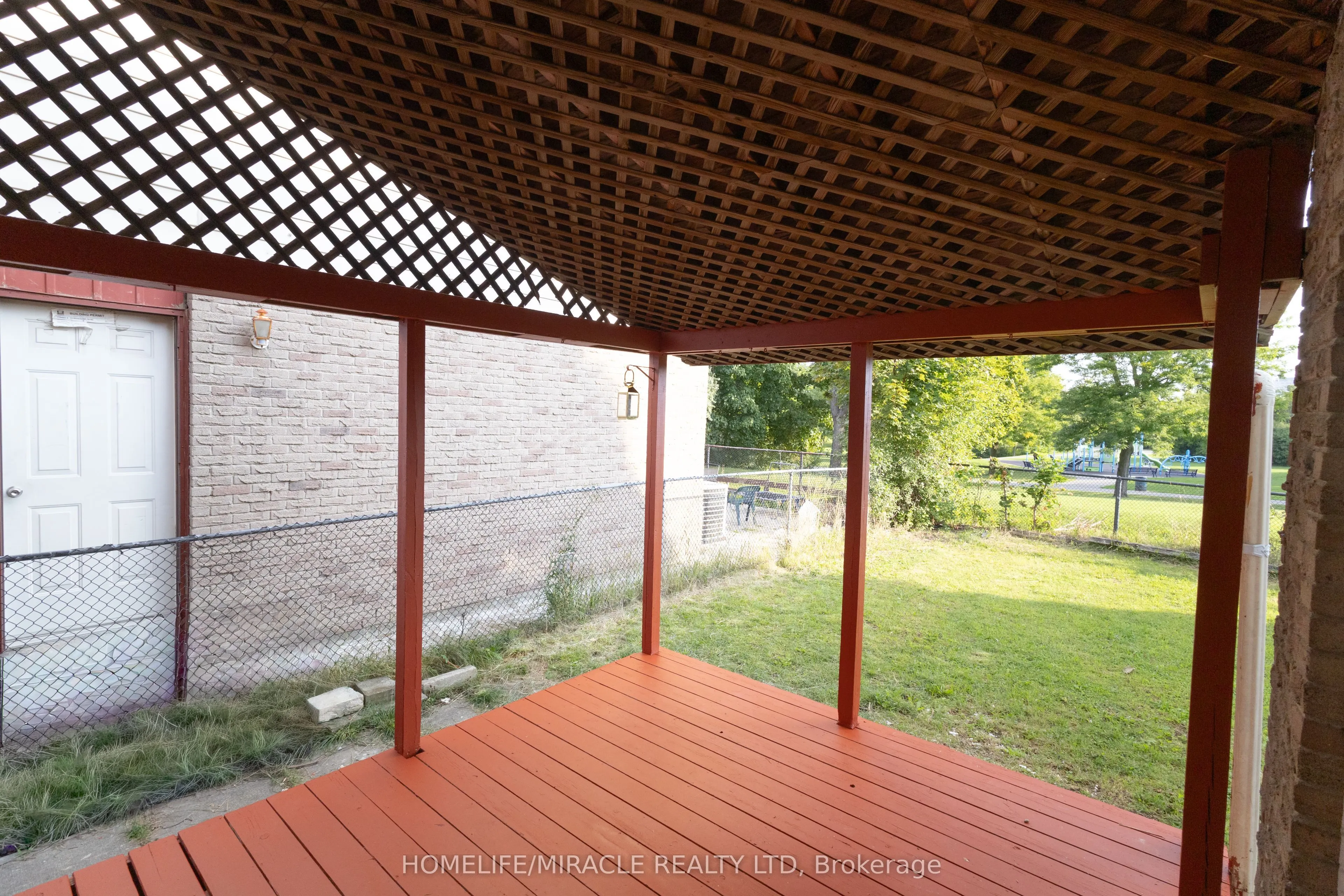 60 Denlow Drive