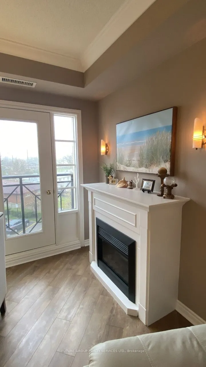 3351 Cawthra Road, #423