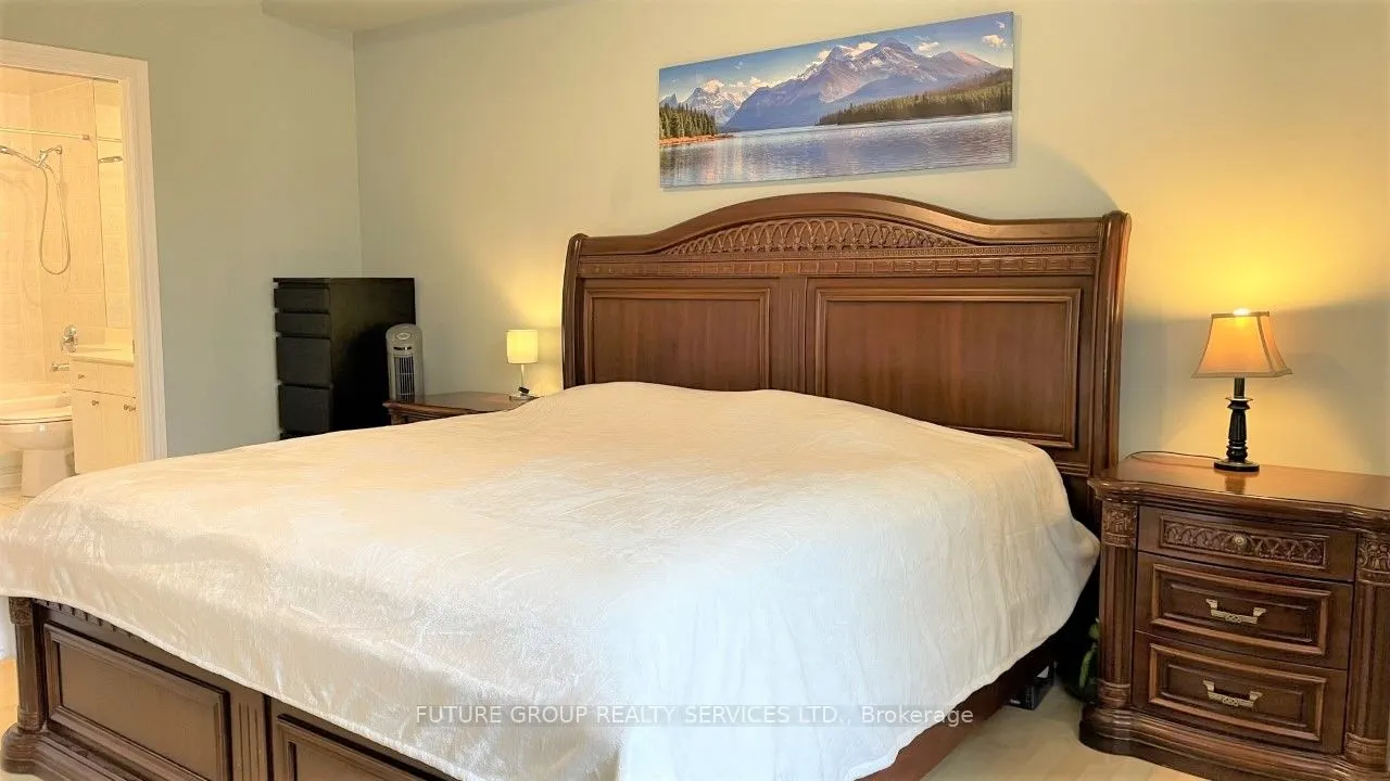 3351 Cawthra Road, #423