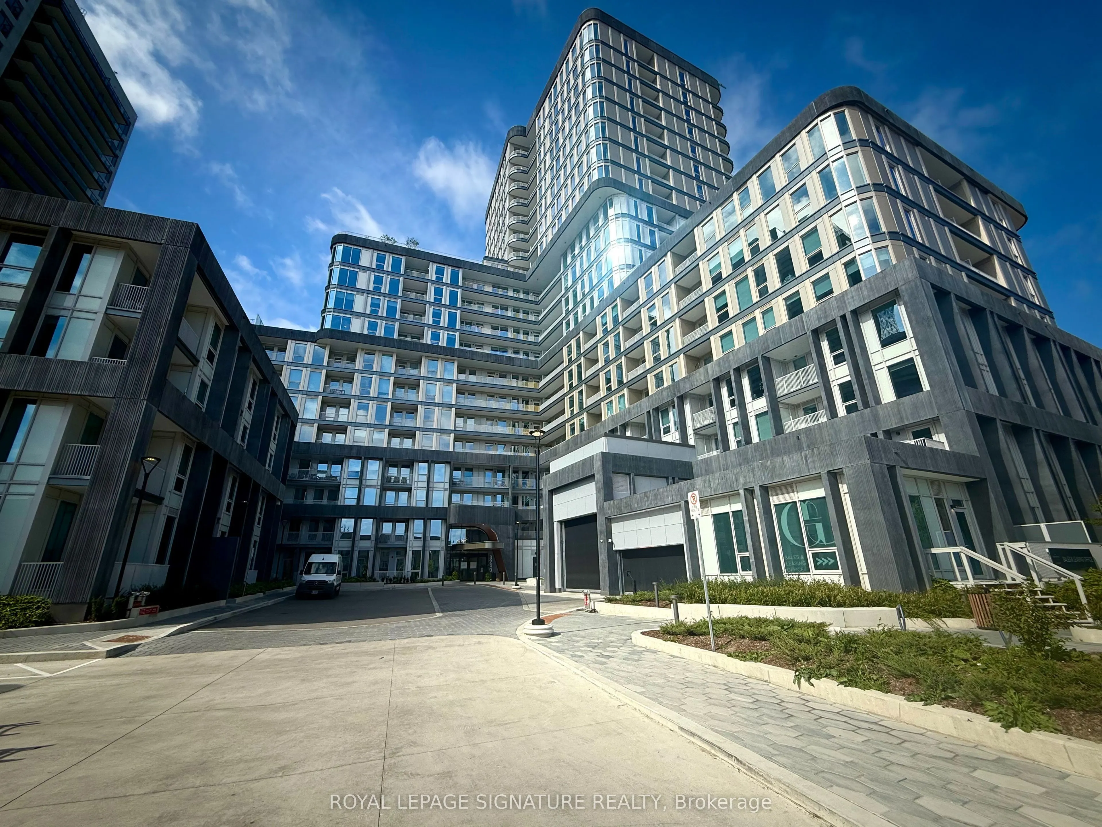 3240 William Coltson Avenue, #813