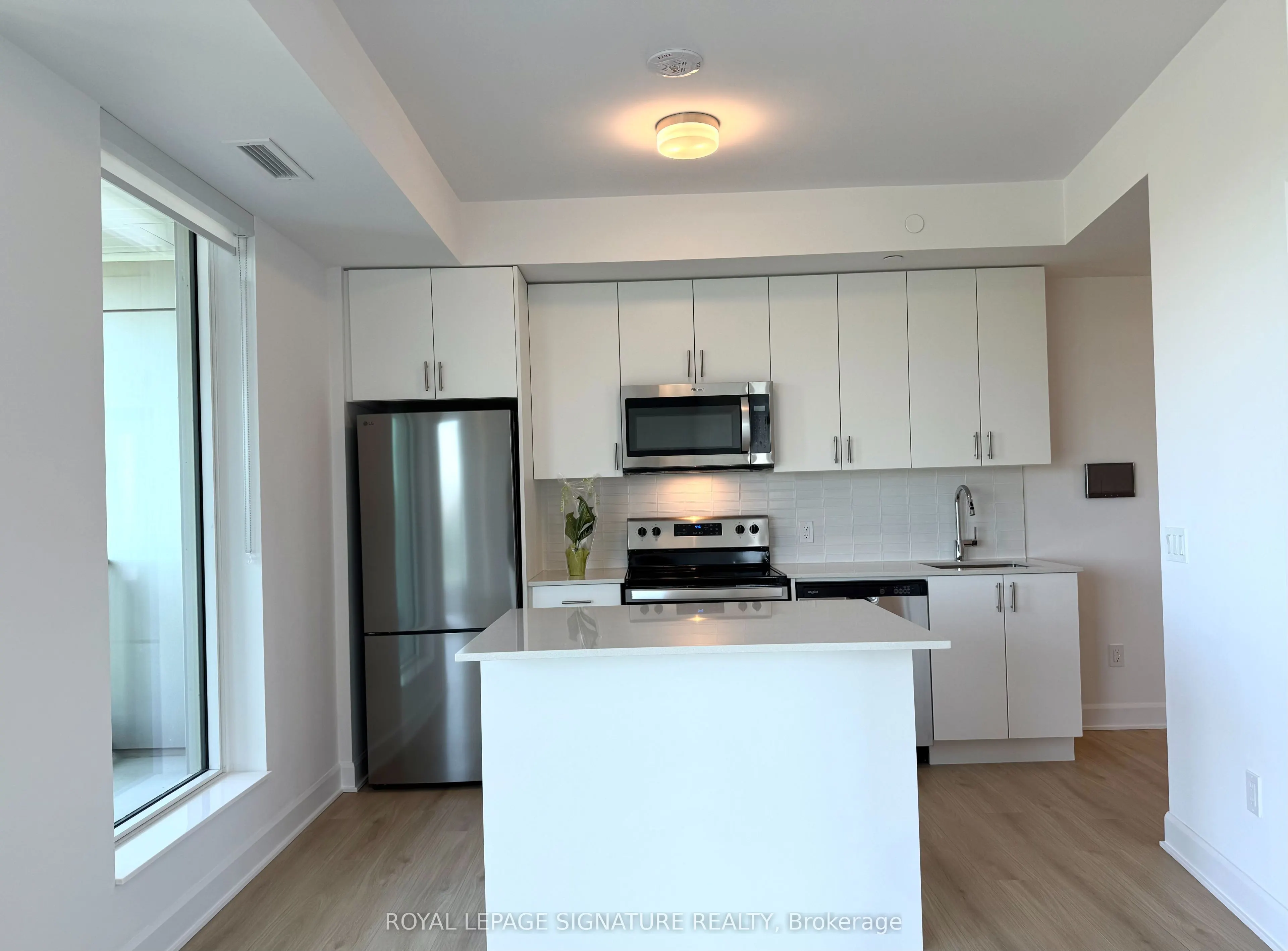 3240 William Coltson Avenue, #813