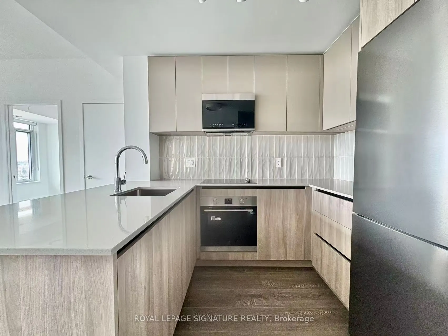 2485 Eglinton Avenue W, #826