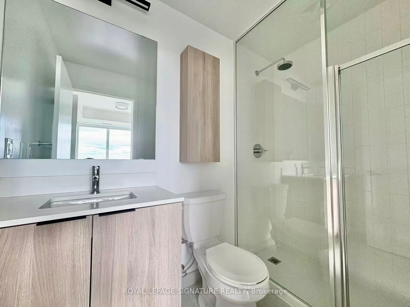 2485 Eglinton Avenue W, #826