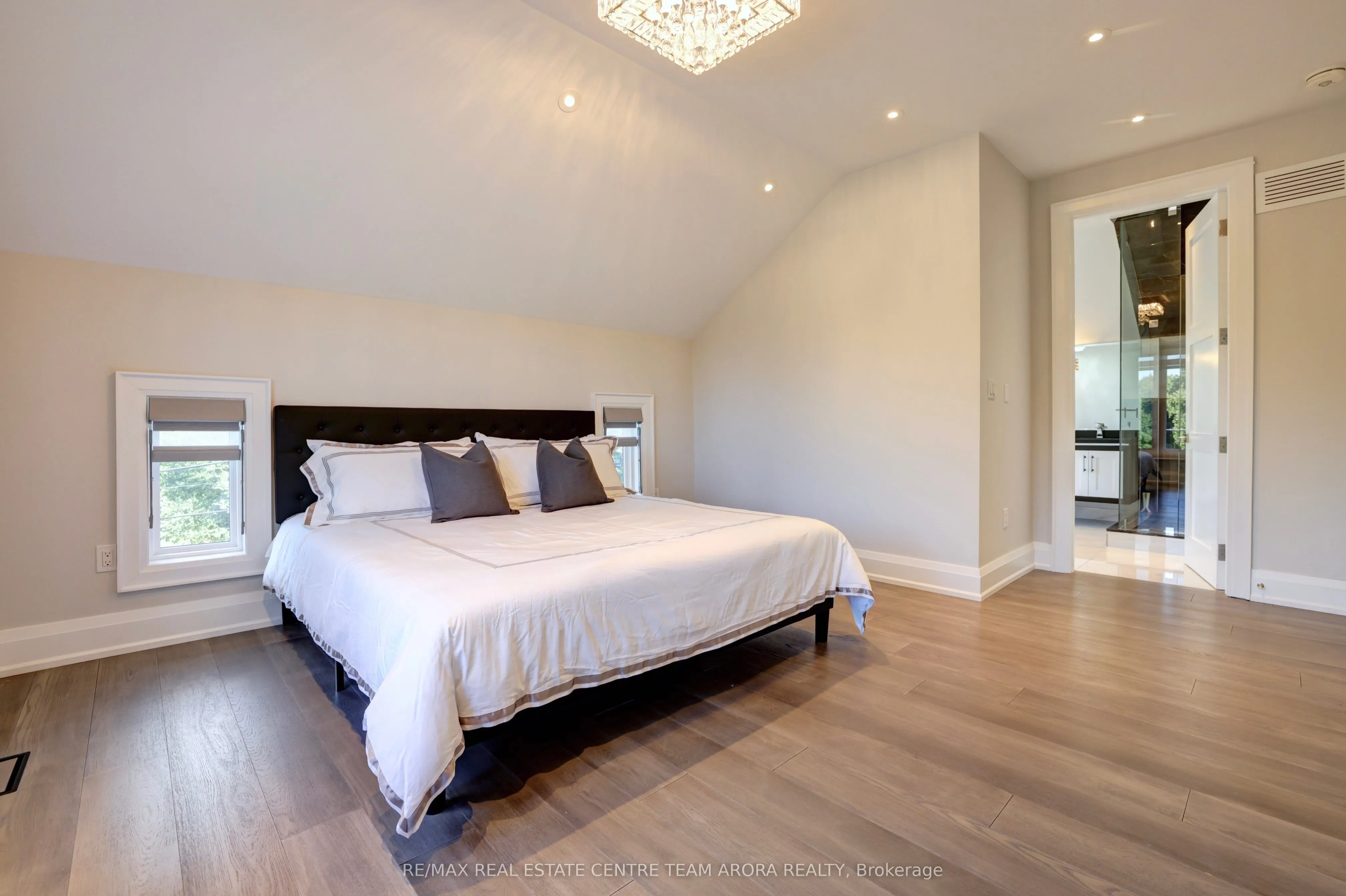 26 Pioneer Drive
