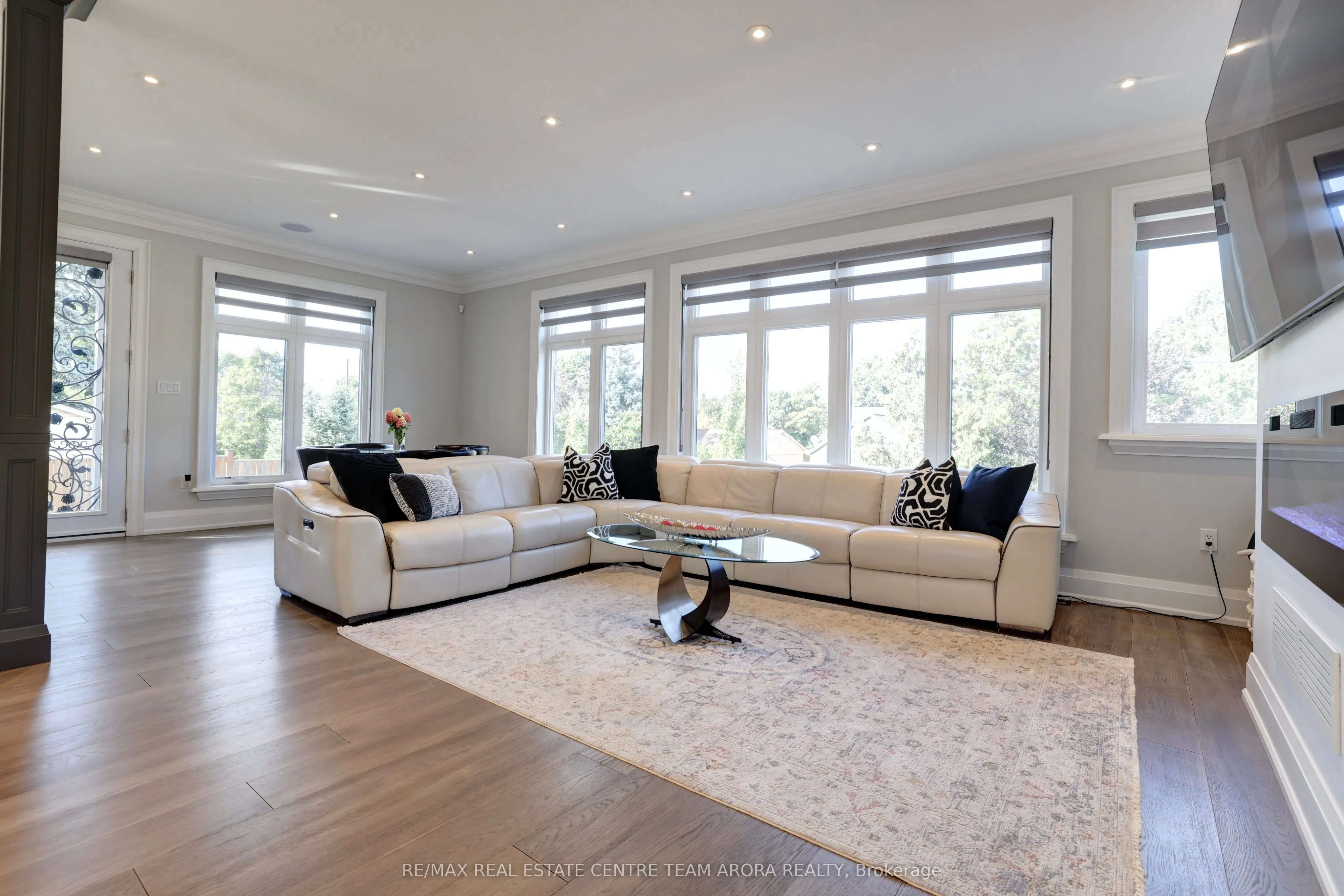 26 Pioneer Drive
