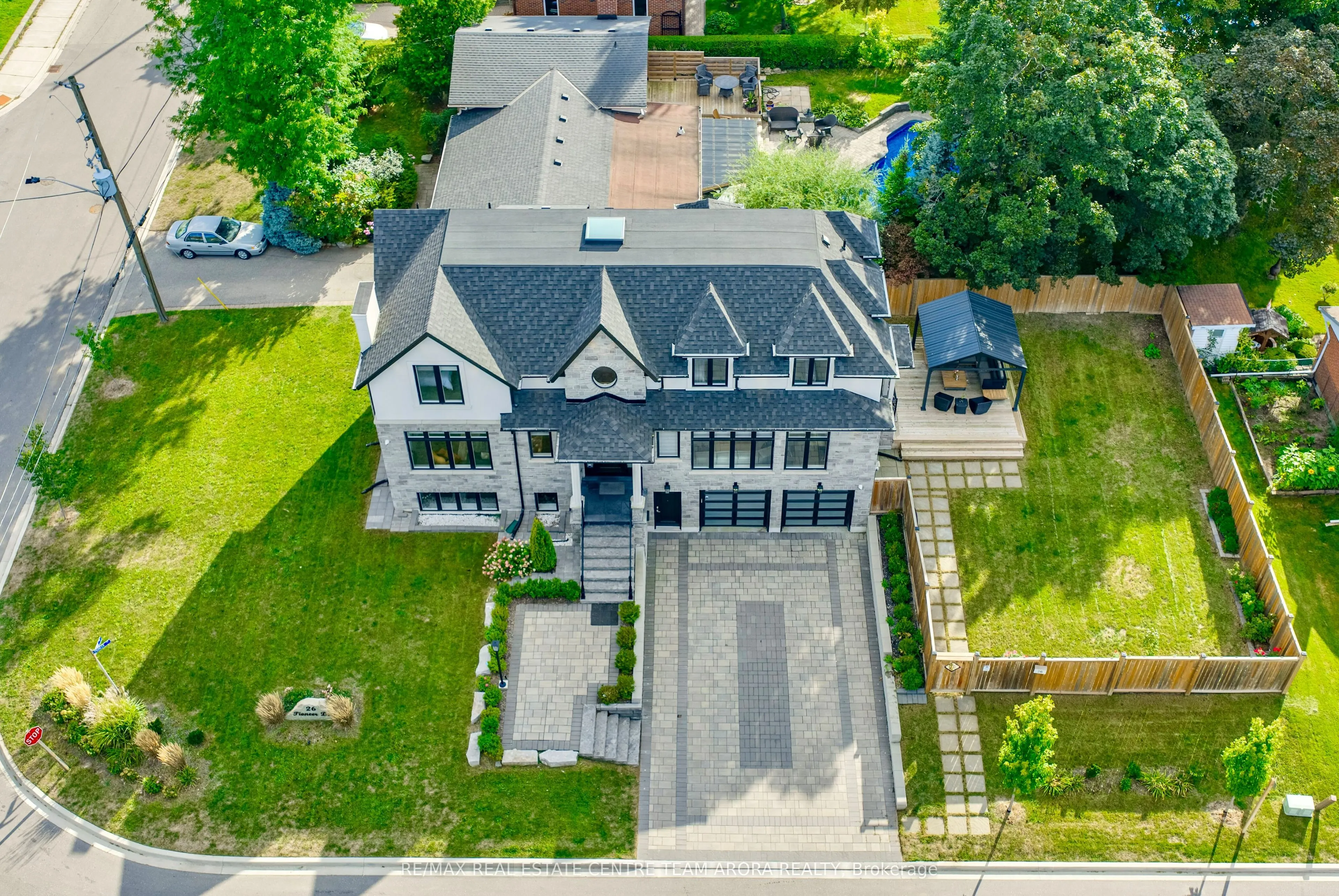 26 Pioneer Drive