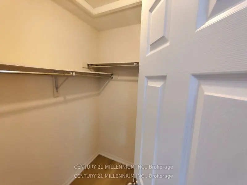 221 Twelfth Street, #5