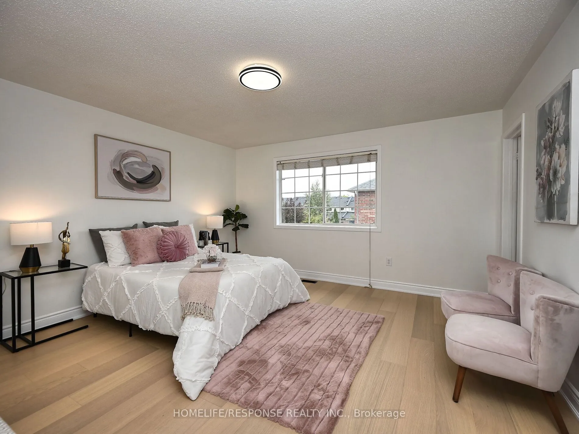 1119 KELLY Gate